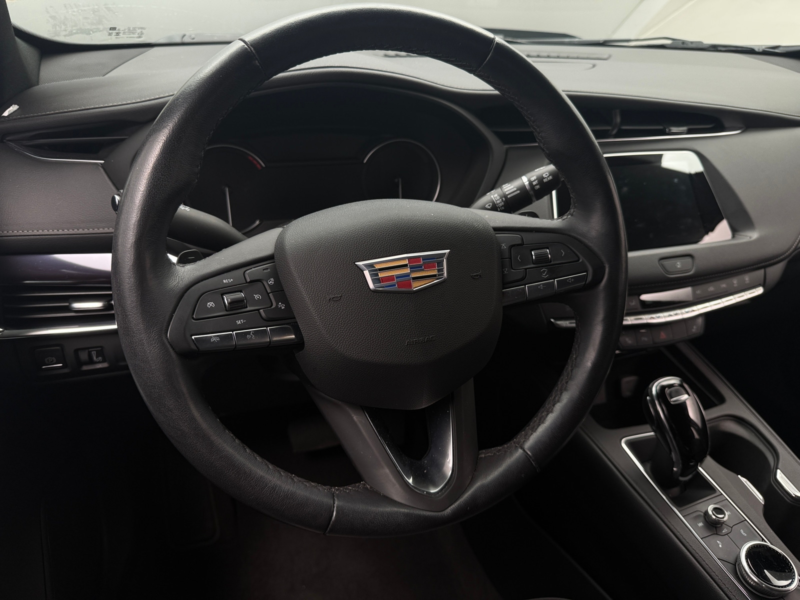 Thumbnail: 2023 Cadillac XT4 - 4