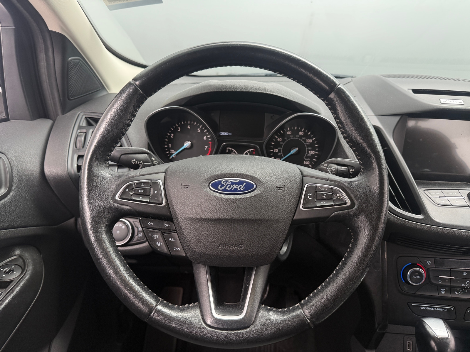 Thumbnail: 2017 Ford Escape - 5