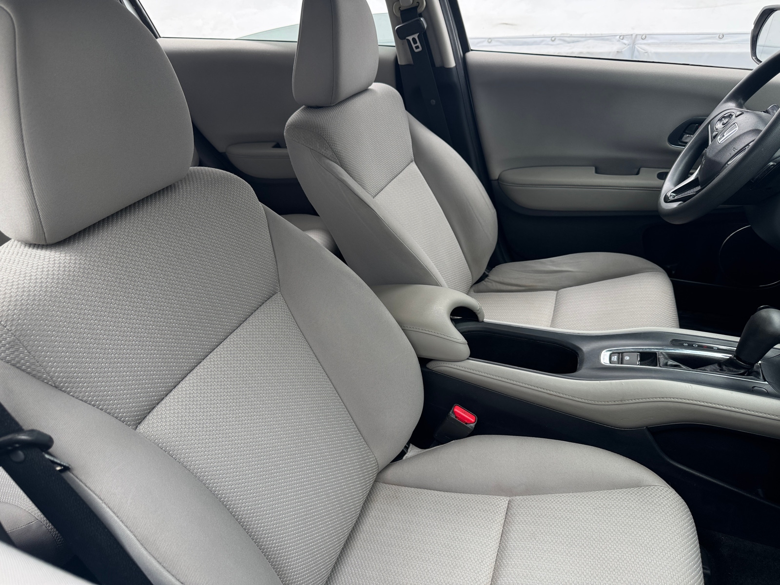 Thumbnail: 2016 Honda HR-V - 2