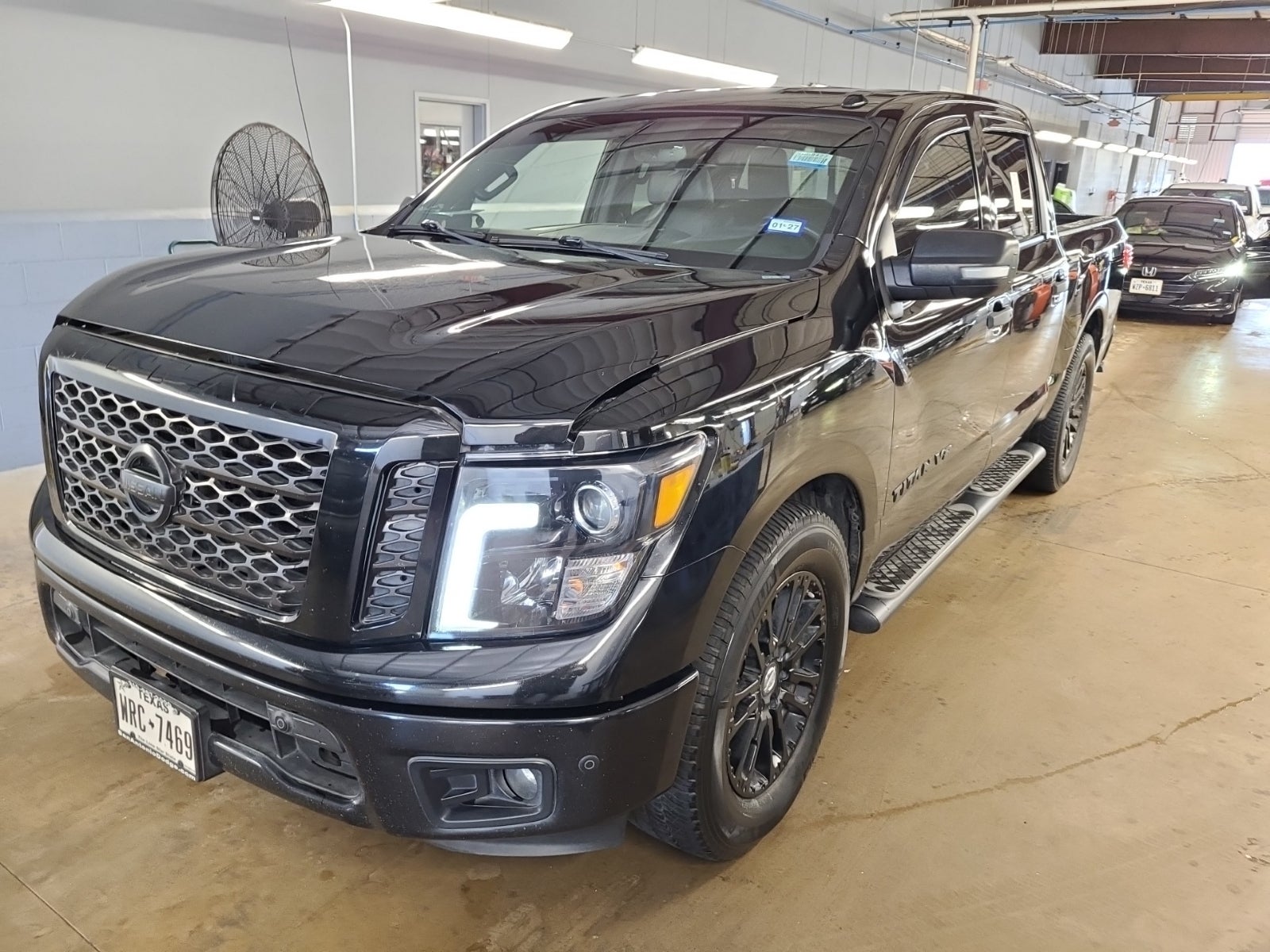 2018 Nissan Titan 4x2 Crew Cab SL