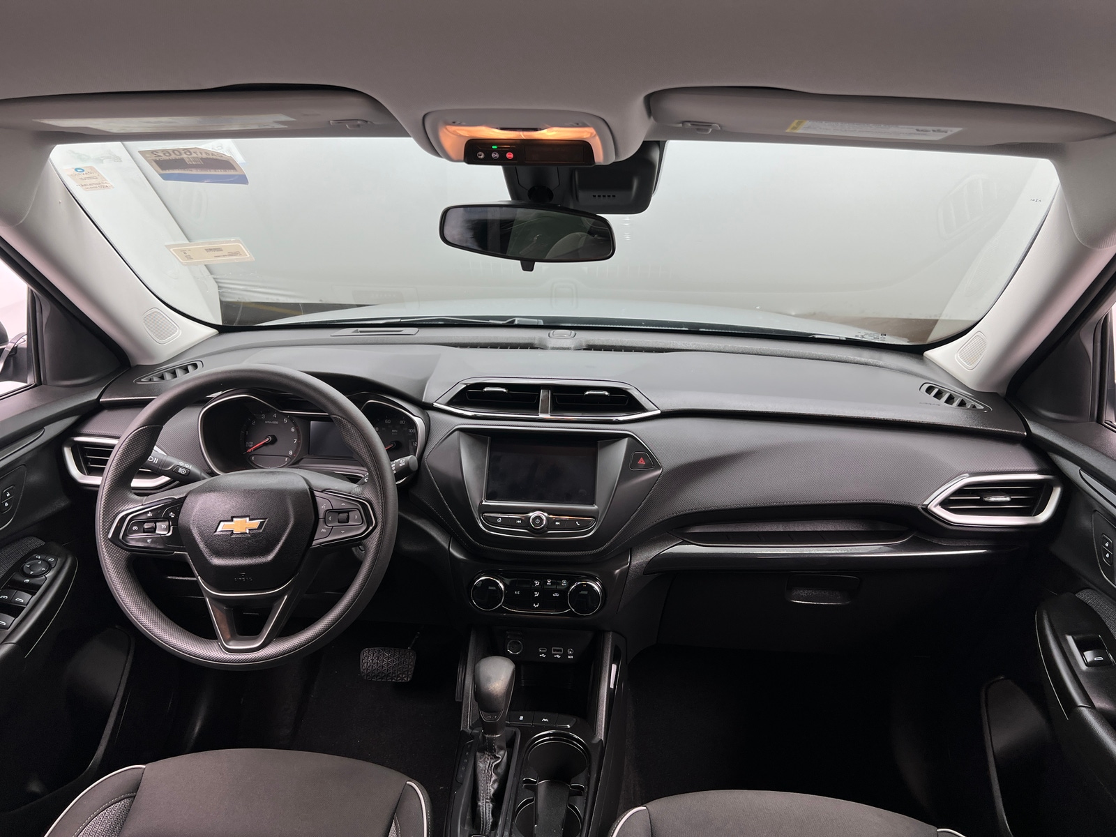 Thumbnail: 2023 Chevrolet TrailBlazer - 3