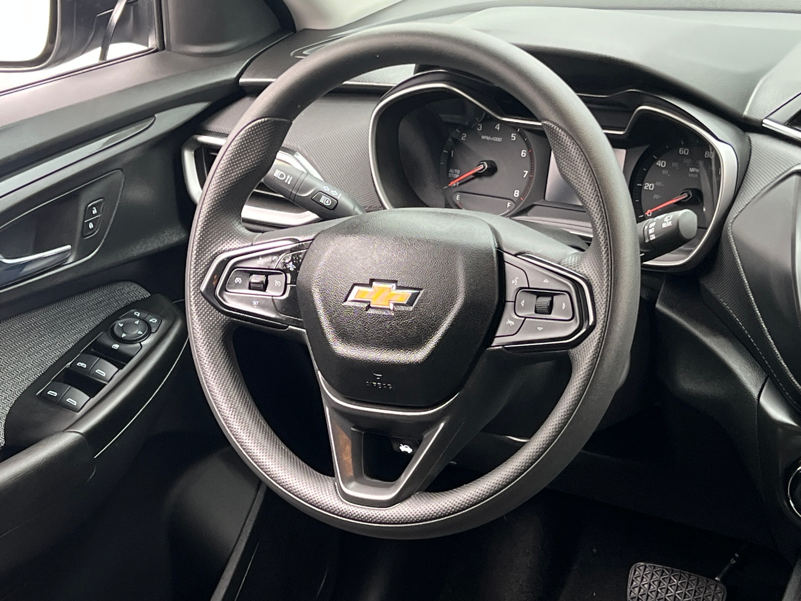 Thumbnail: 2023 Chevrolet TrailBlazer - 5