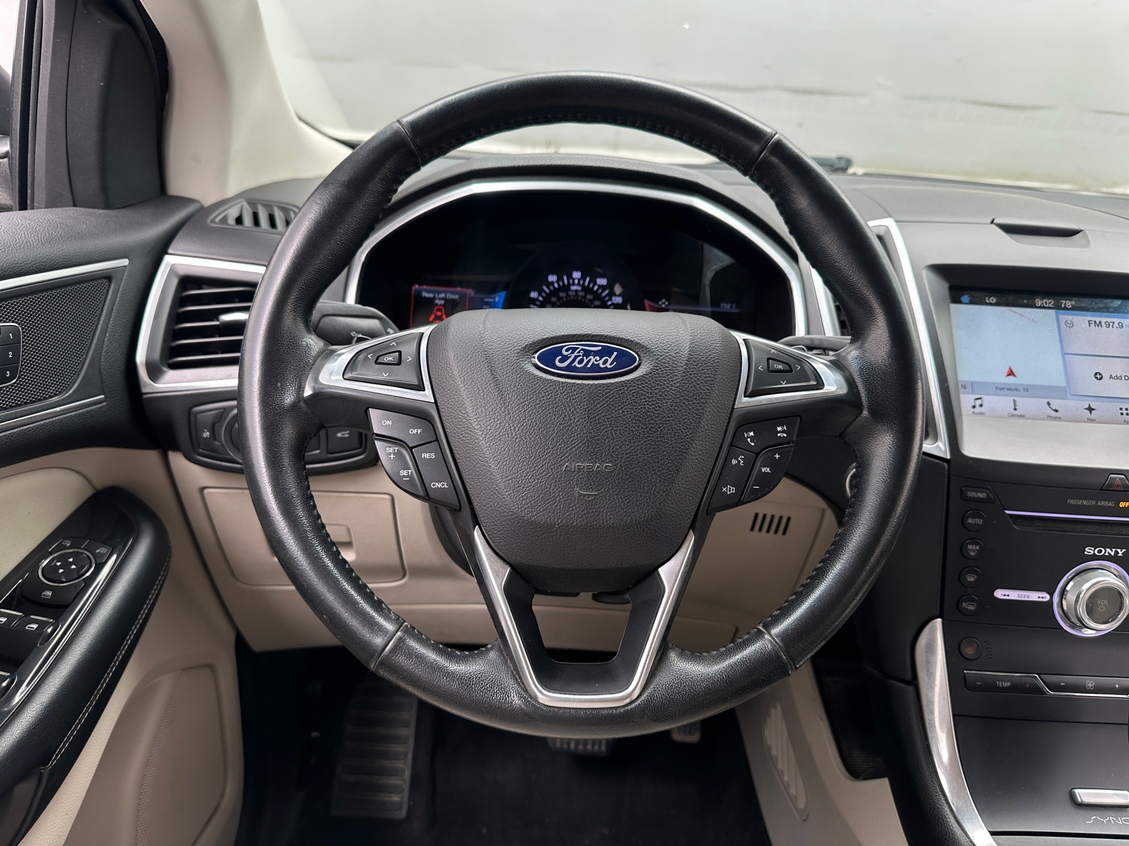 Thumbnail: 2017 Ford Edge - 4