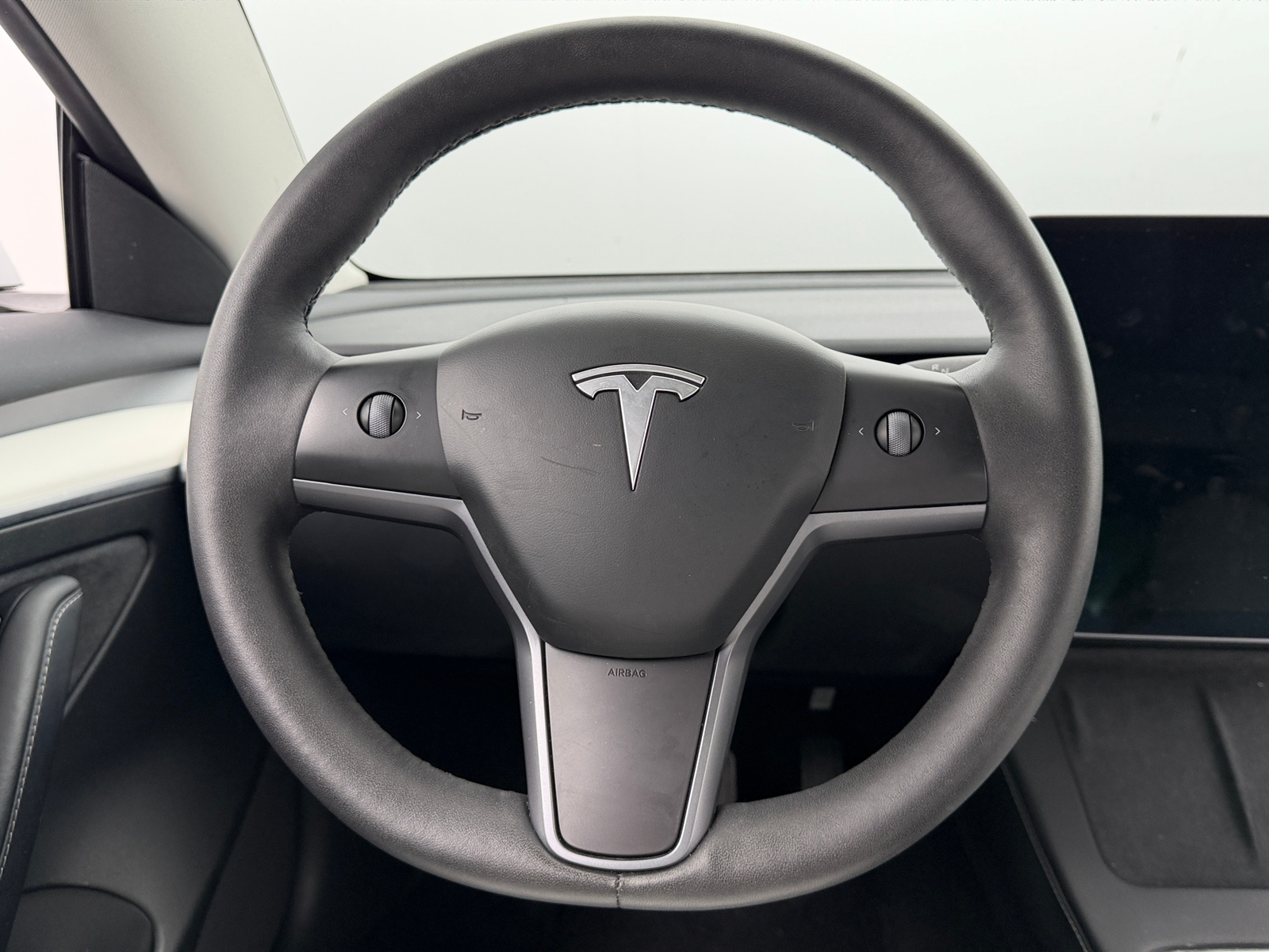 Thumbnail: 2023 Tesla Model 3 - 4
