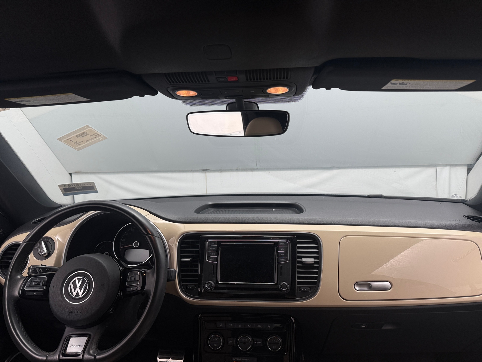 Thumbnail: 2019 Volkswagen Beetle - 3