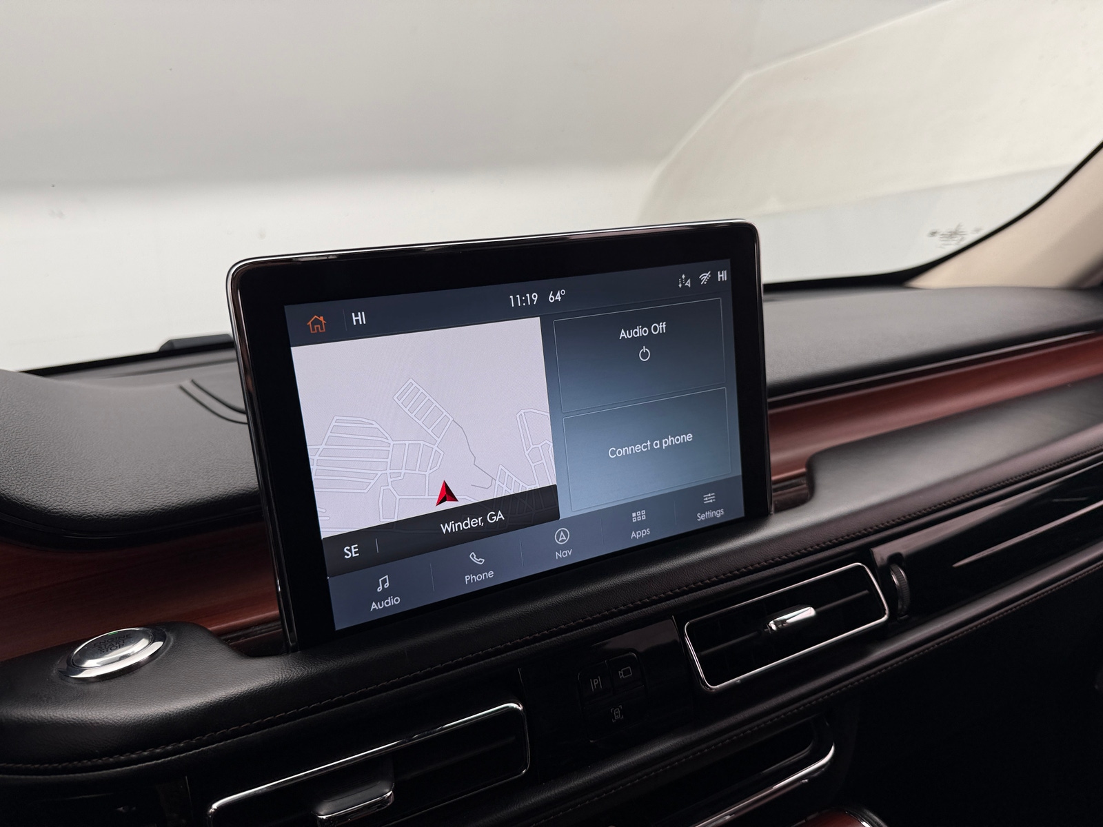 Thumbnail: 2020 Lincoln Aviator - 3
