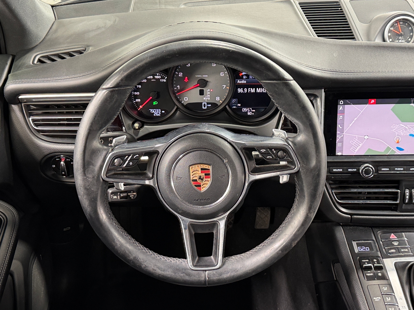 Thumbnail: 2020 Porsche Macan - 5