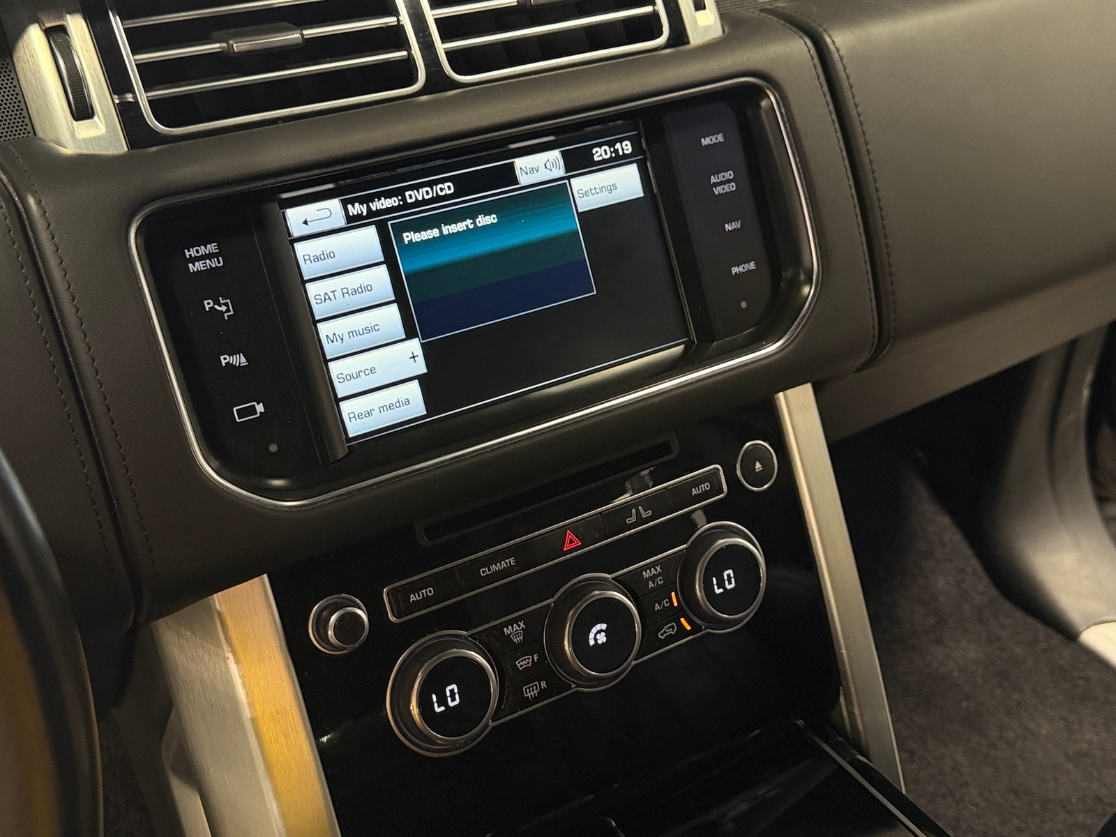 Thumbnail: 2014 Land Rover Range Rover - 4