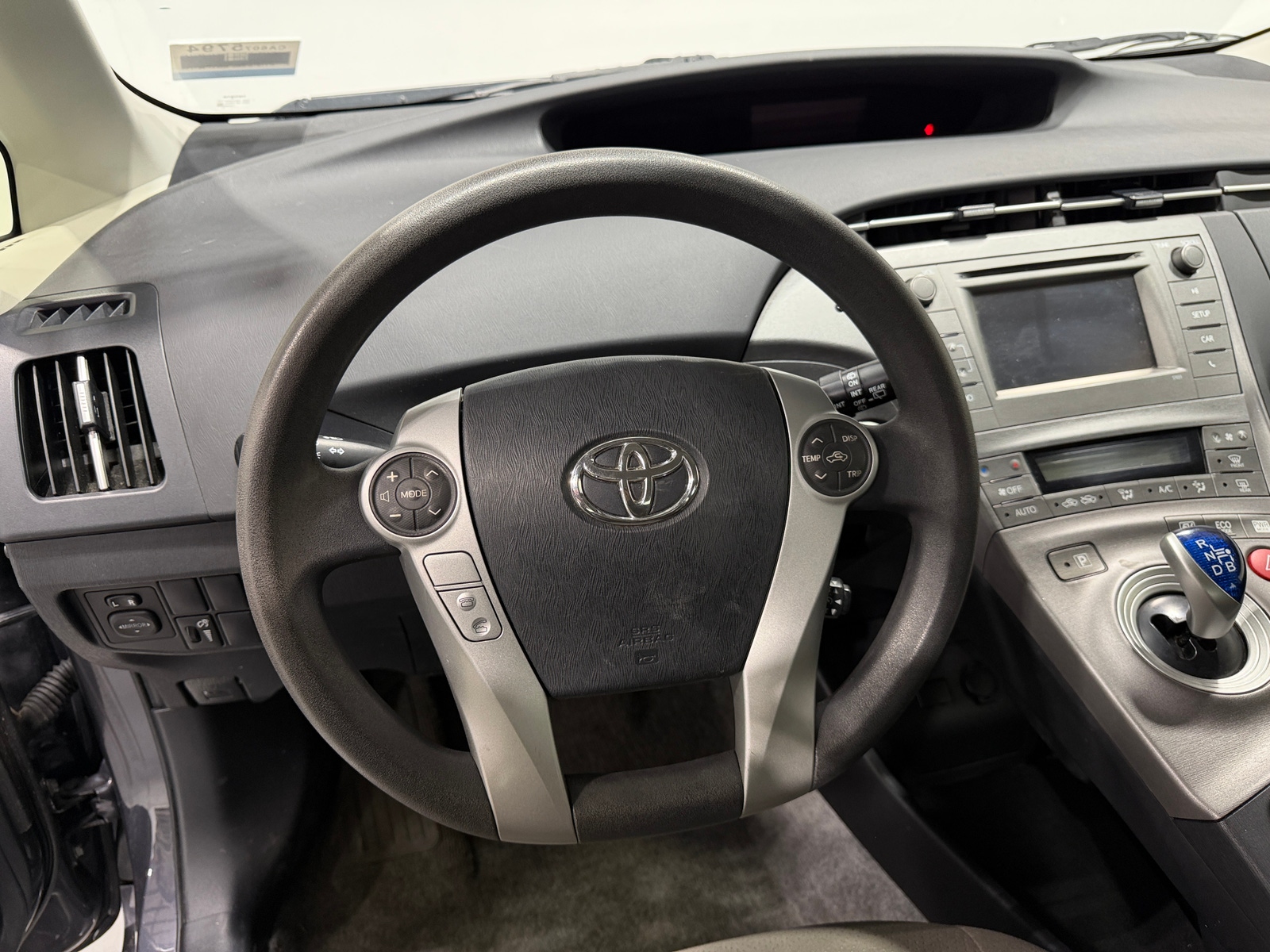Thumbnail: 2015 Toyota Prius - 5