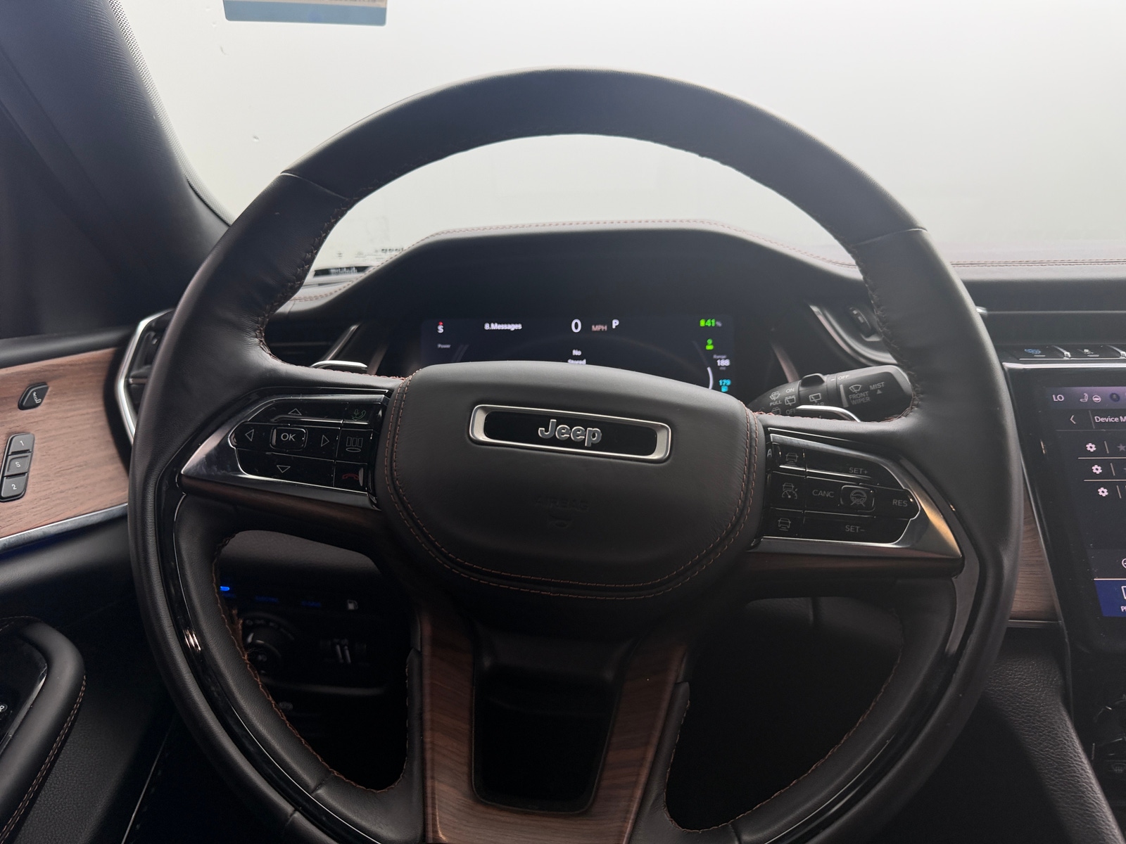 Thumbnail: 2022 Jeep Grand Cherokee - 4