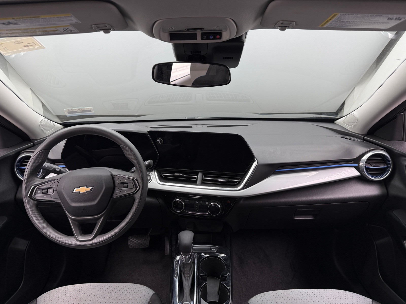 Thumbnail: 2025 Chevrolet Trax - 2