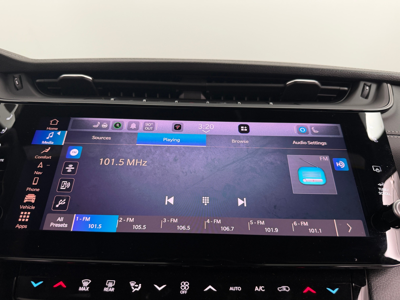 Thumbnail: 2026 Jeep Grand Cherokee - 3