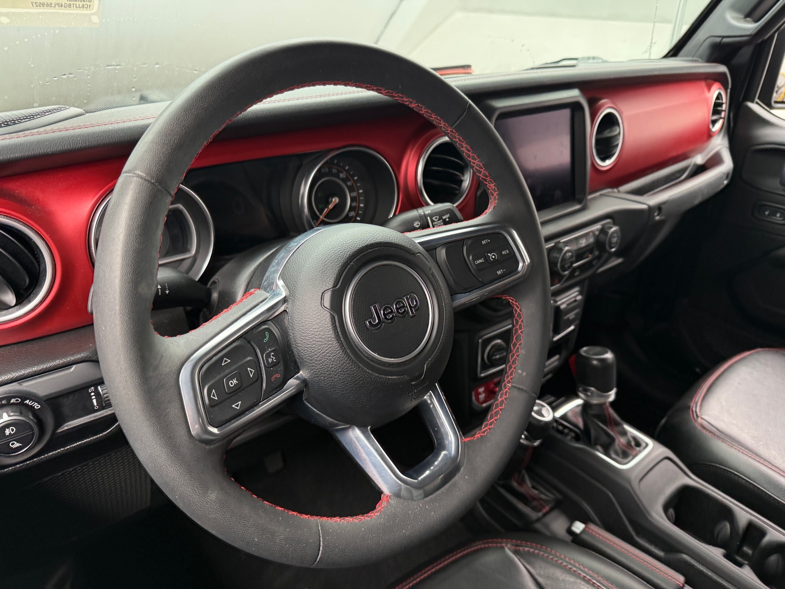 Thumbnail: 2023 Jeep Gladiator - 4
