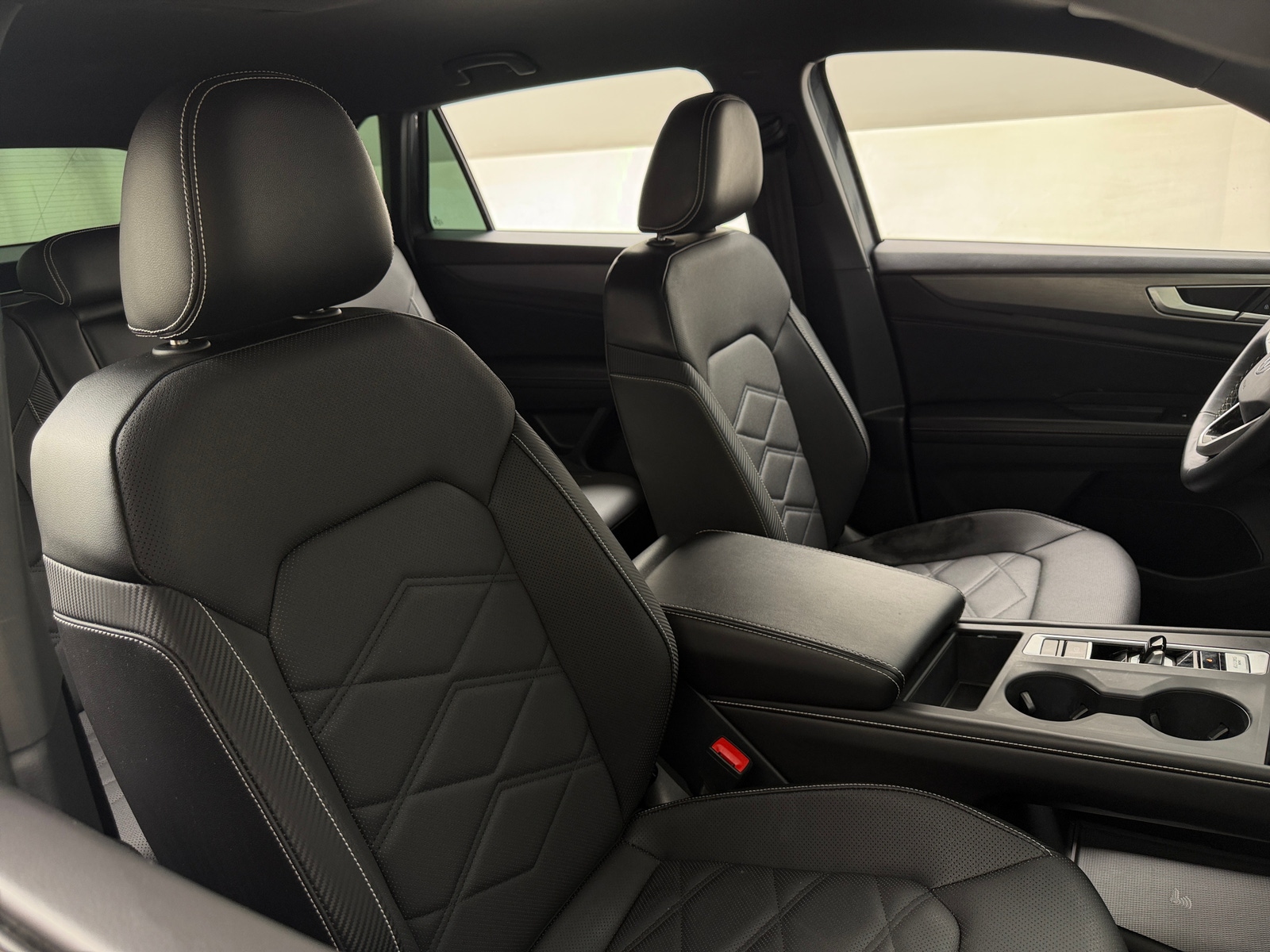 Thumbnail: 2024 Volkswagen Atlas - 2