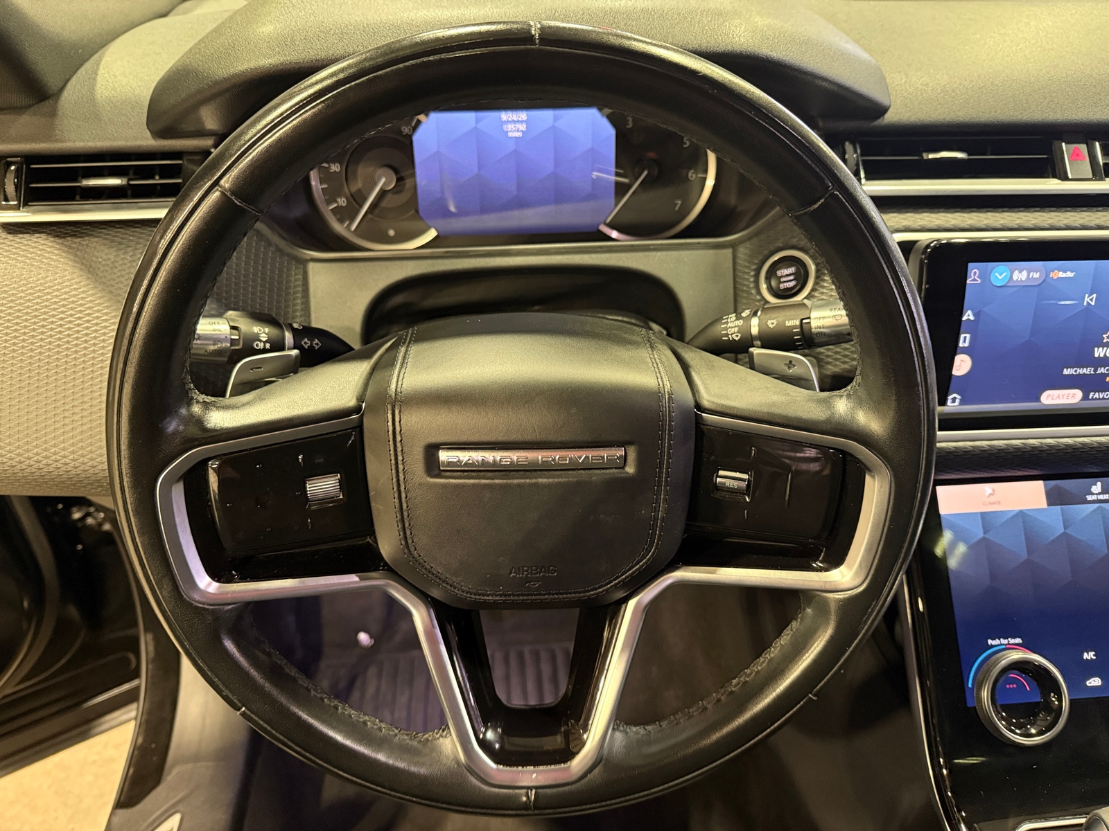 Thumbnail: 2022 Land Rover Range Rover Velar - 5