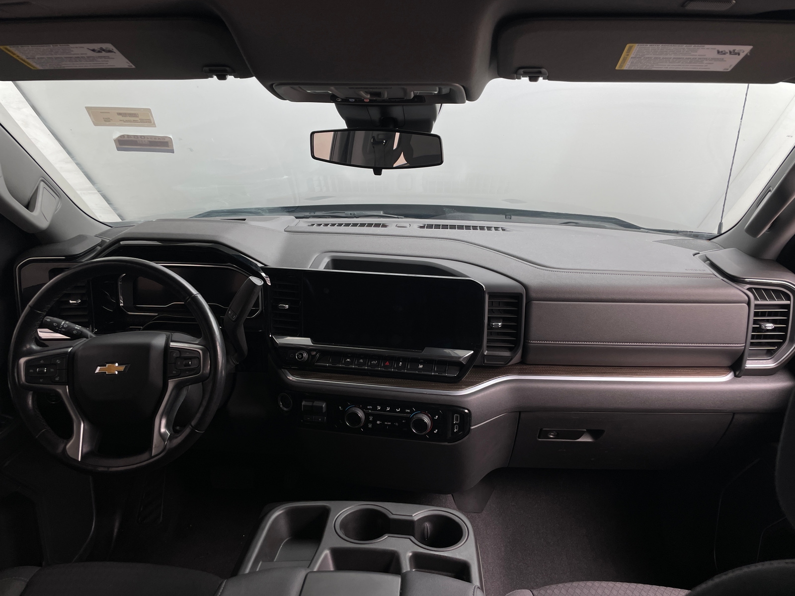 Thumbnail: 2022 Chevrolet Silverado 1500 - 3