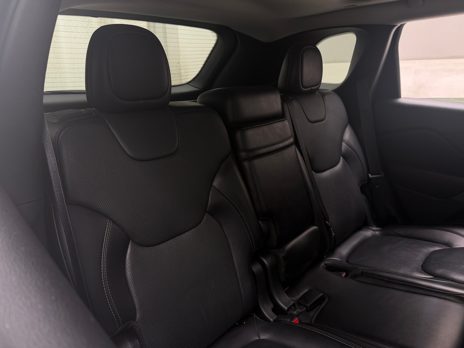 Thumbnail: 2019 Jeep Cherokee - 5