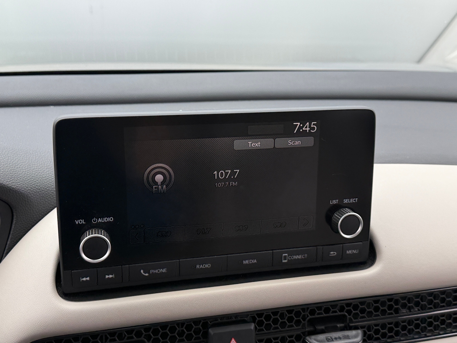 Thumbnail: 2024 Honda HR-V - 4