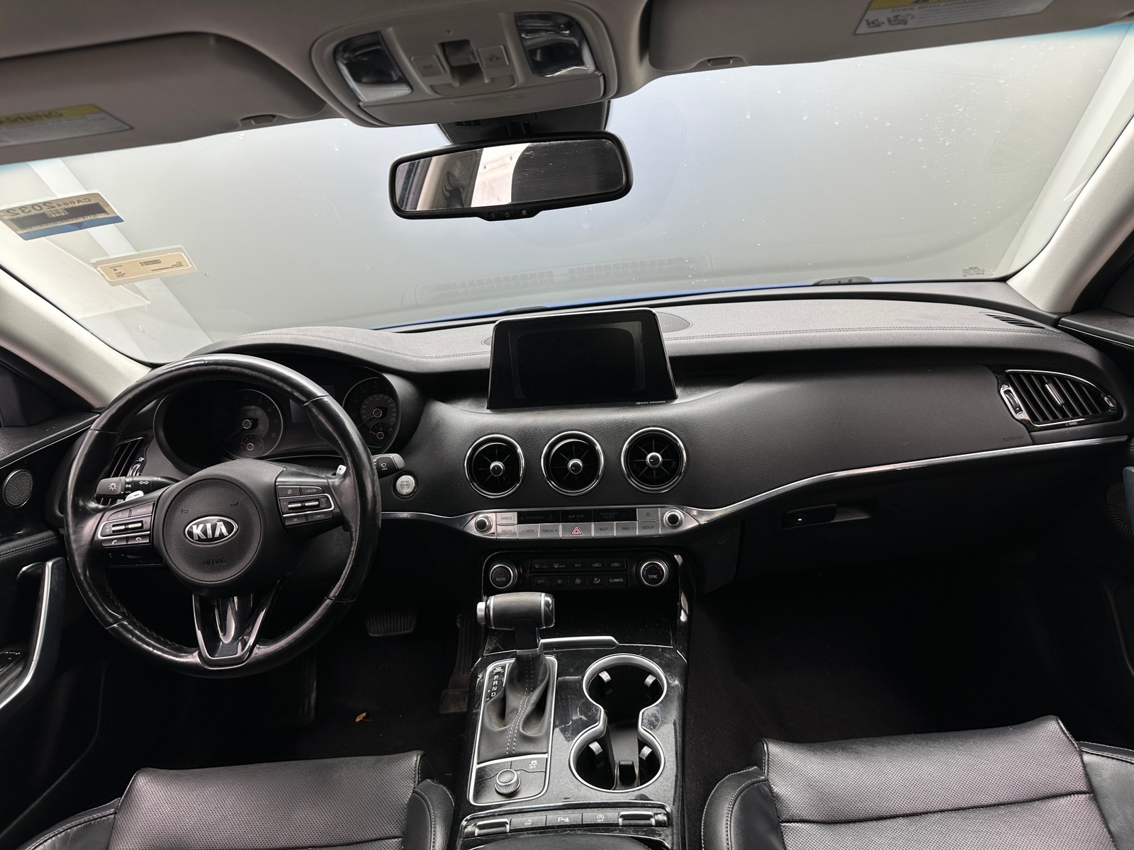 Thumbnail: 2019 Kia Stinger - 2