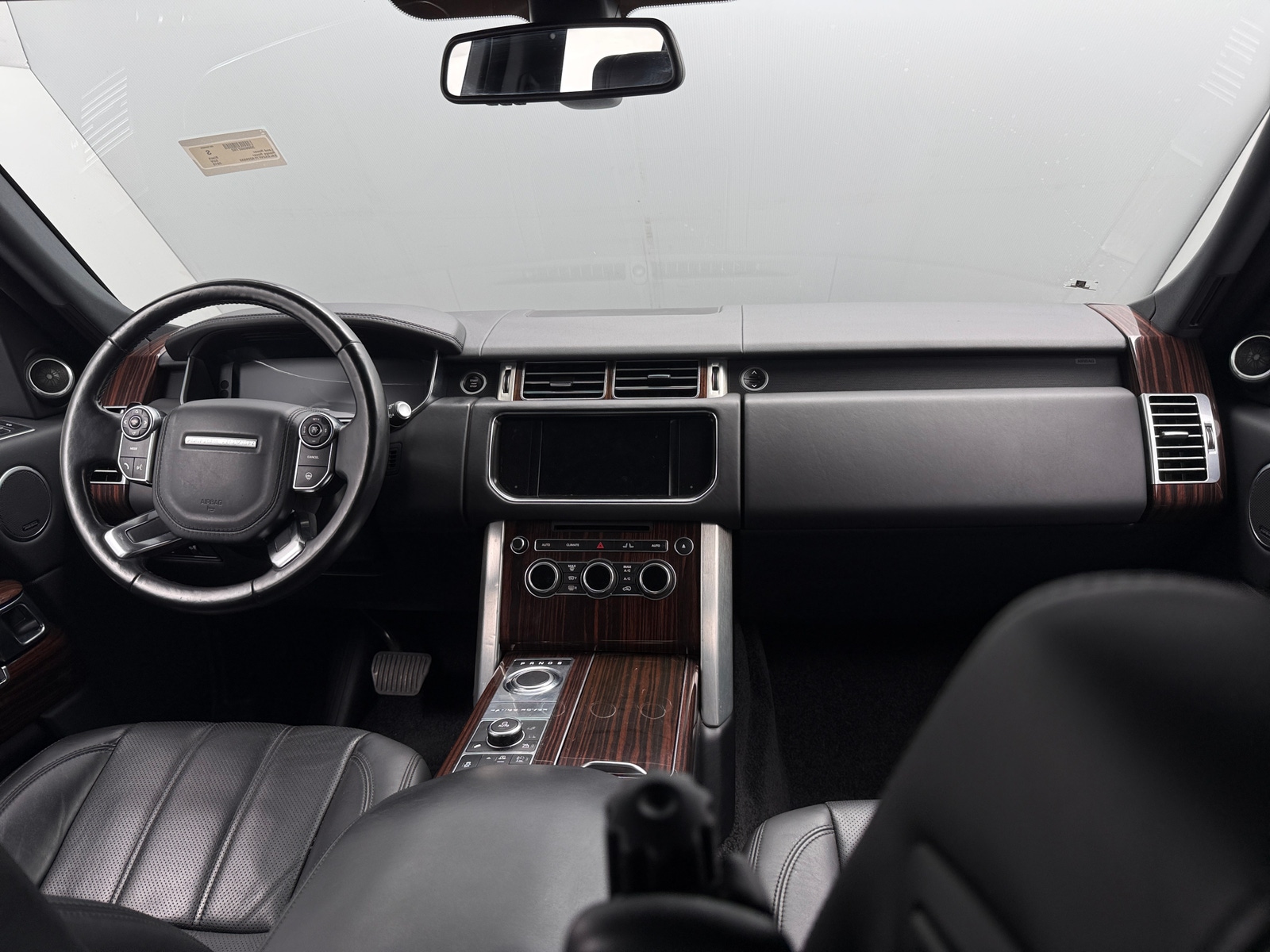 Thumbnail: 2015 Land Rover Range Rover - 3