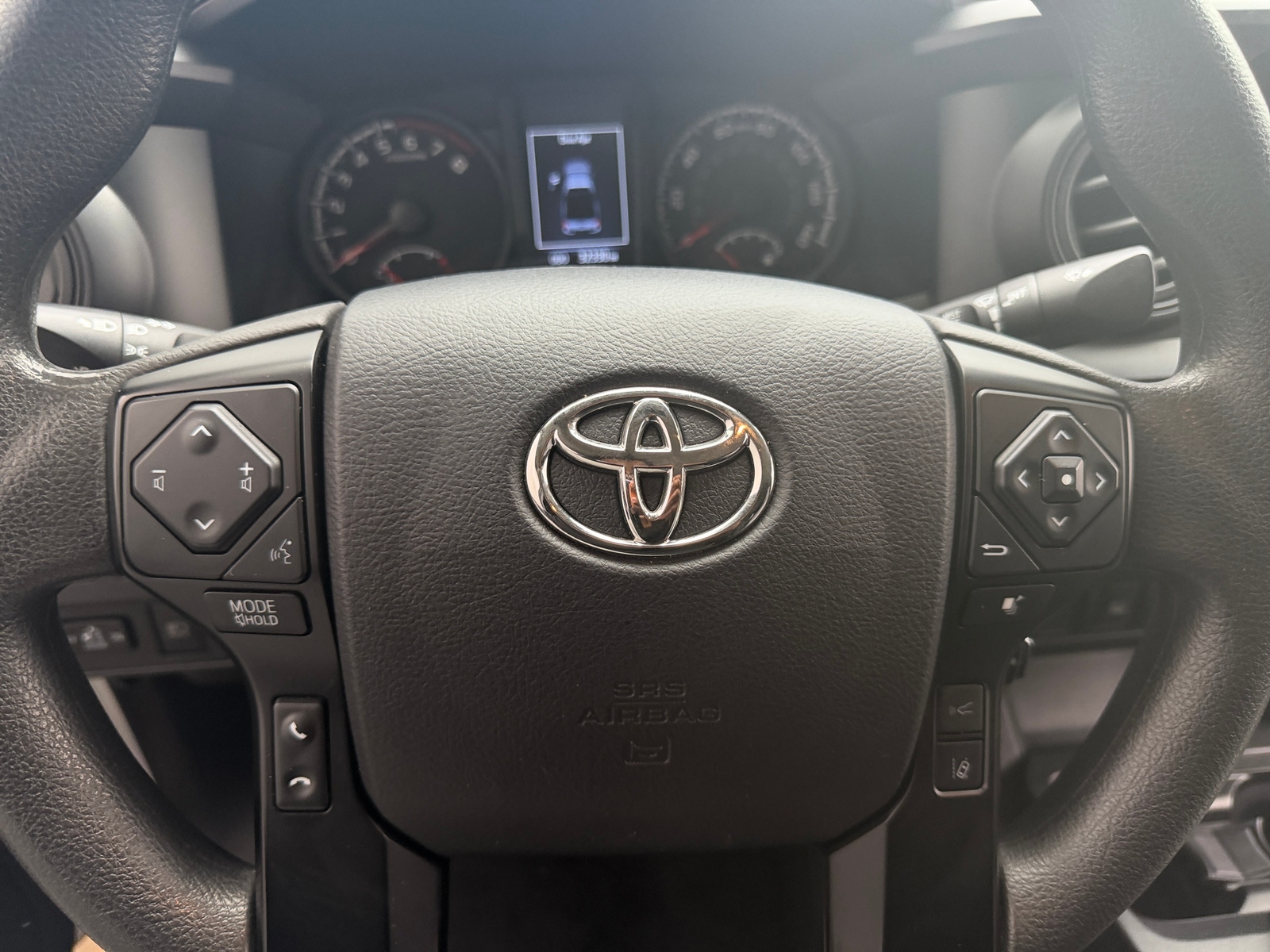 Thumbnail: 2022 Toyota Tacoma - 5