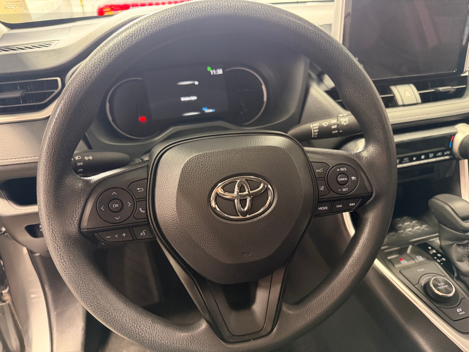 Thumbnail: 2025 Toyota RAV4 - 5