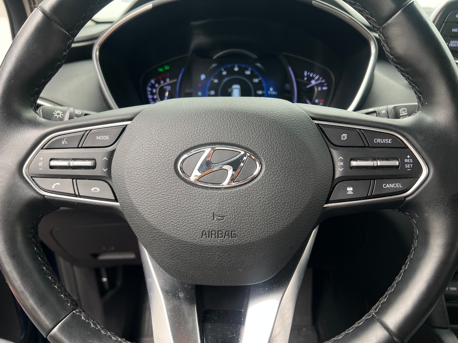 Thumbnail: 2020 Hyundai Santa Fe - 5