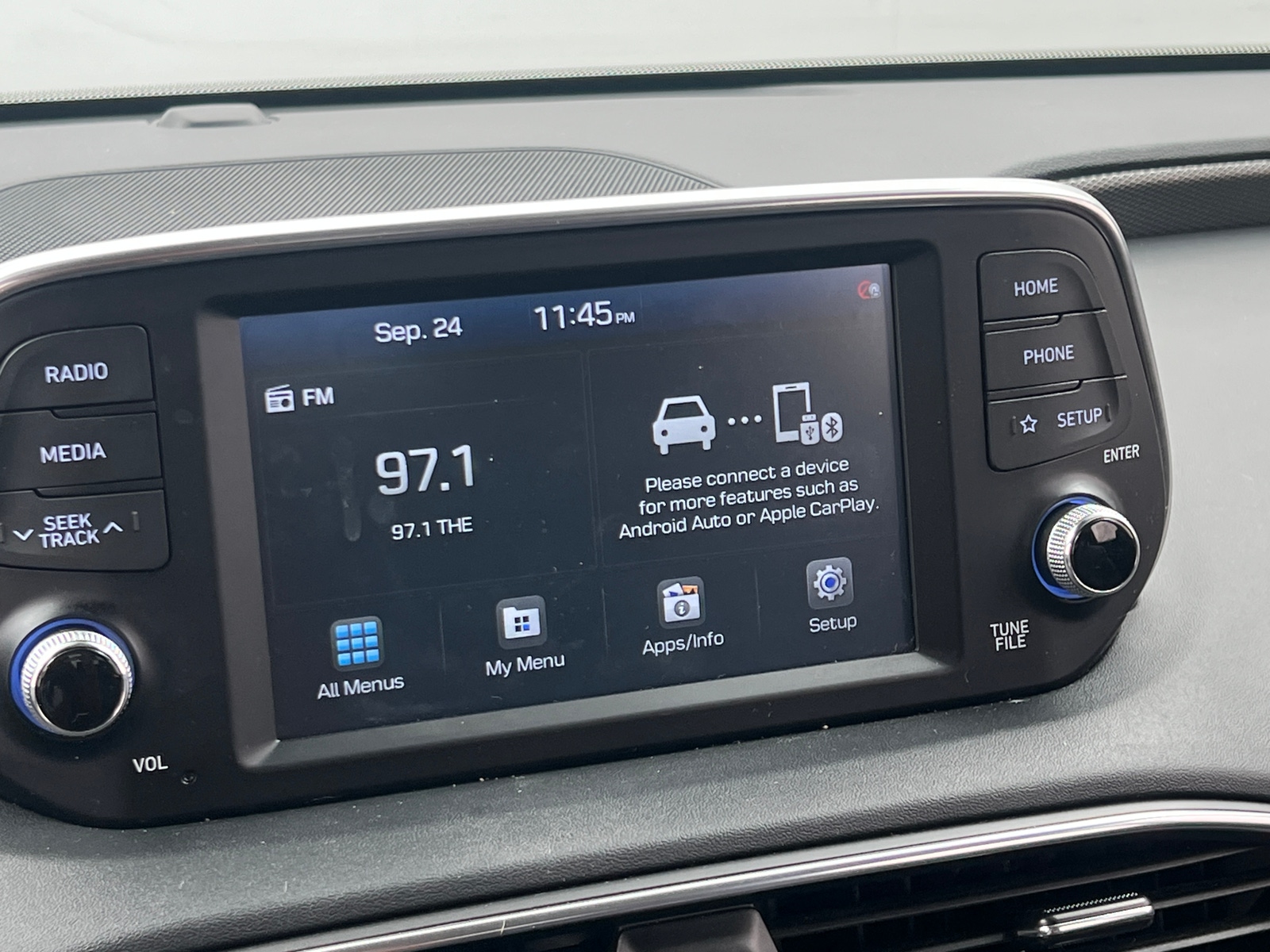 Thumbnail: 2020 Hyundai Santa Fe - 4