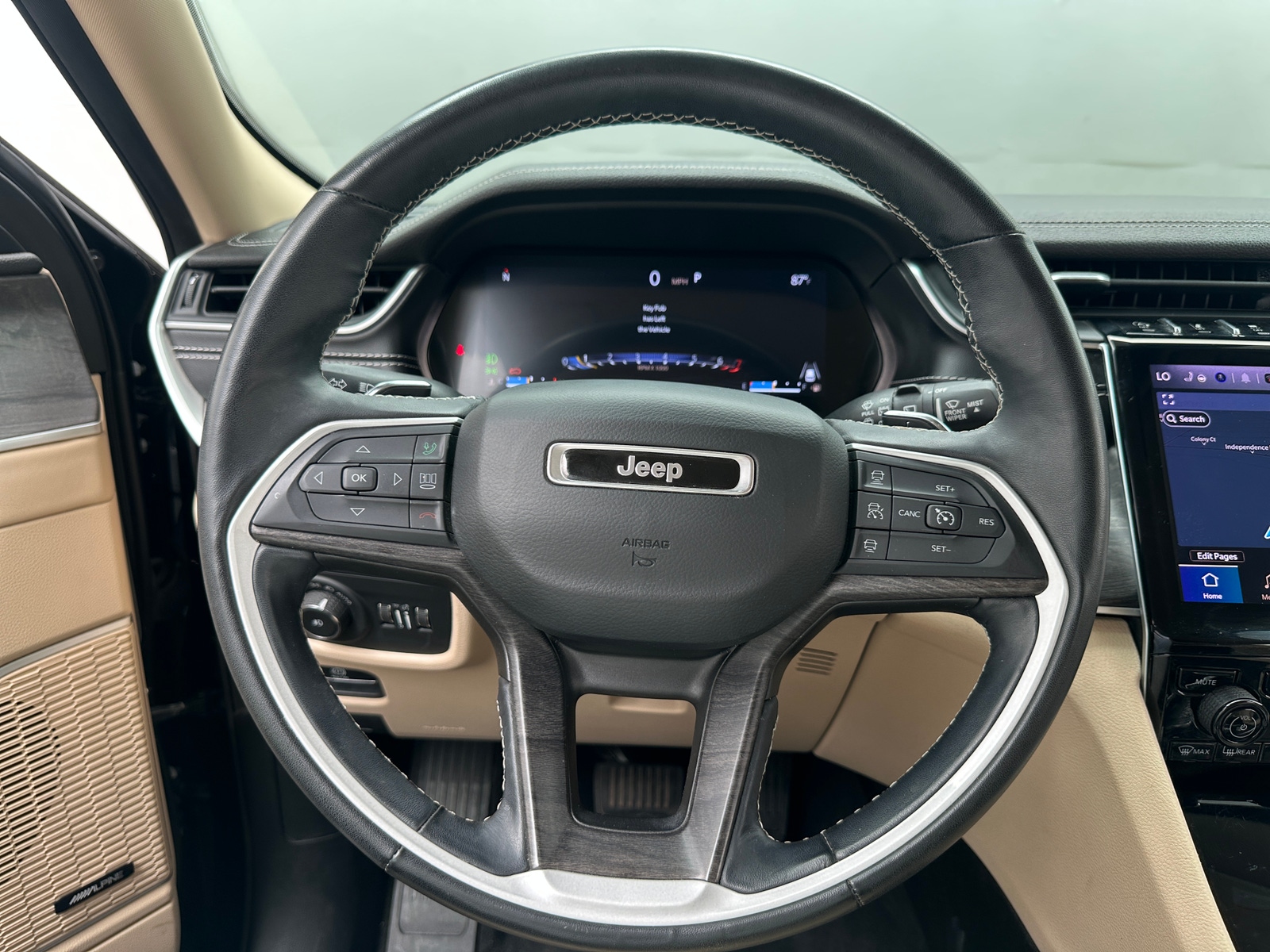 Thumbnail: 2022 Jeep Grand Cherokee L - 4
