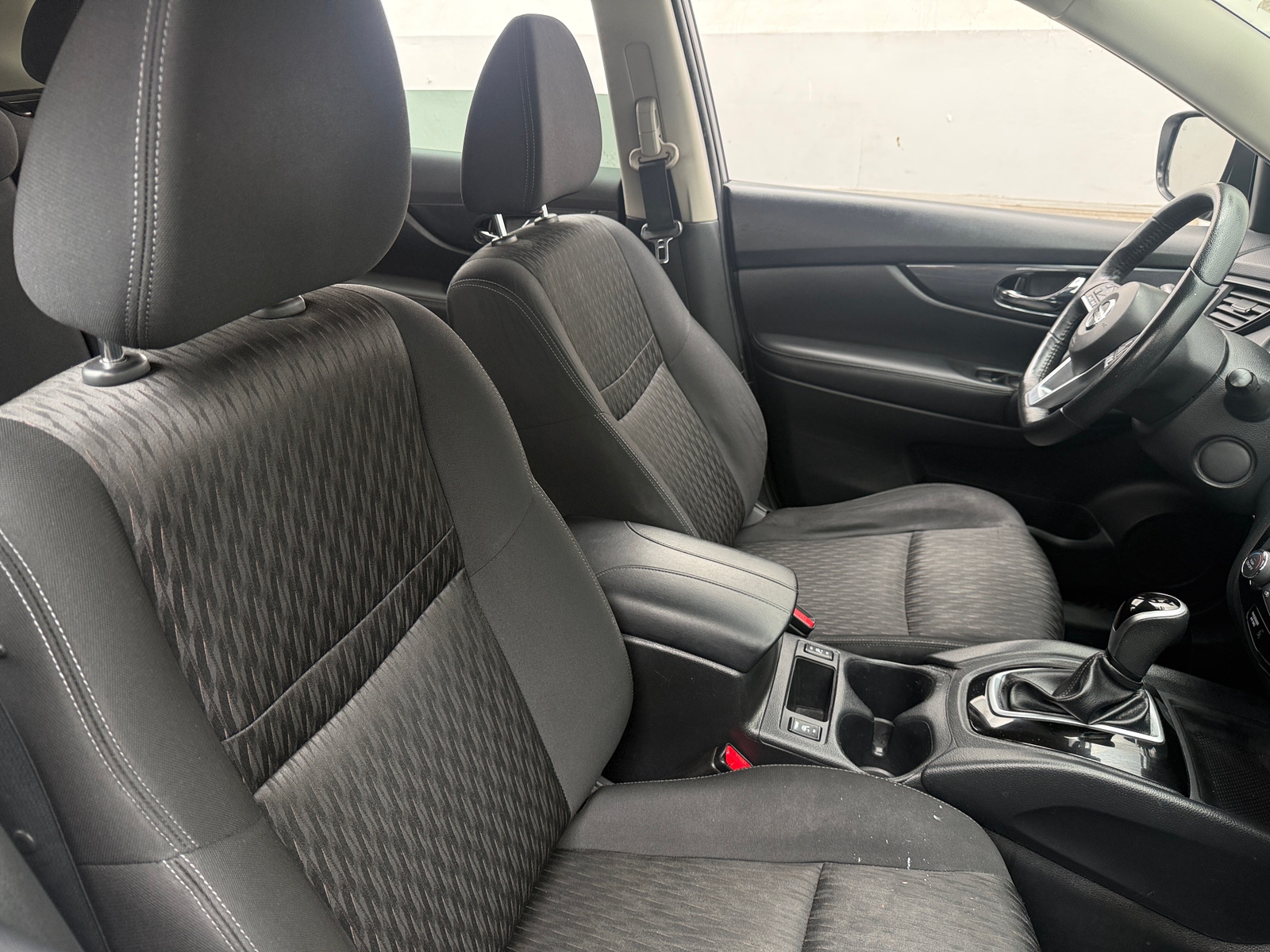 Thumbnail: 2019 Nissan Rogue - 2