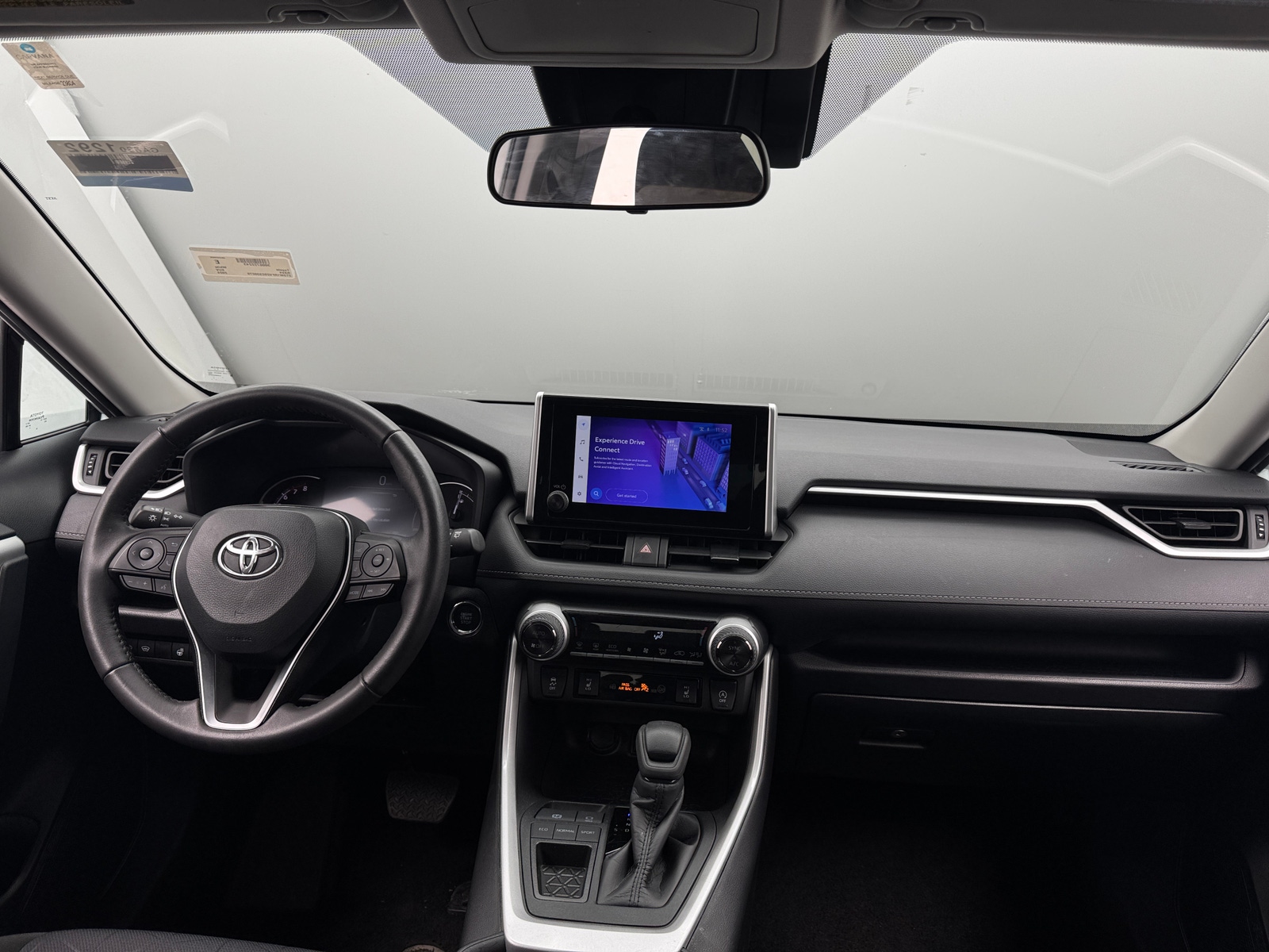 Thumbnail: 2025 Toyota RAV4 - 3