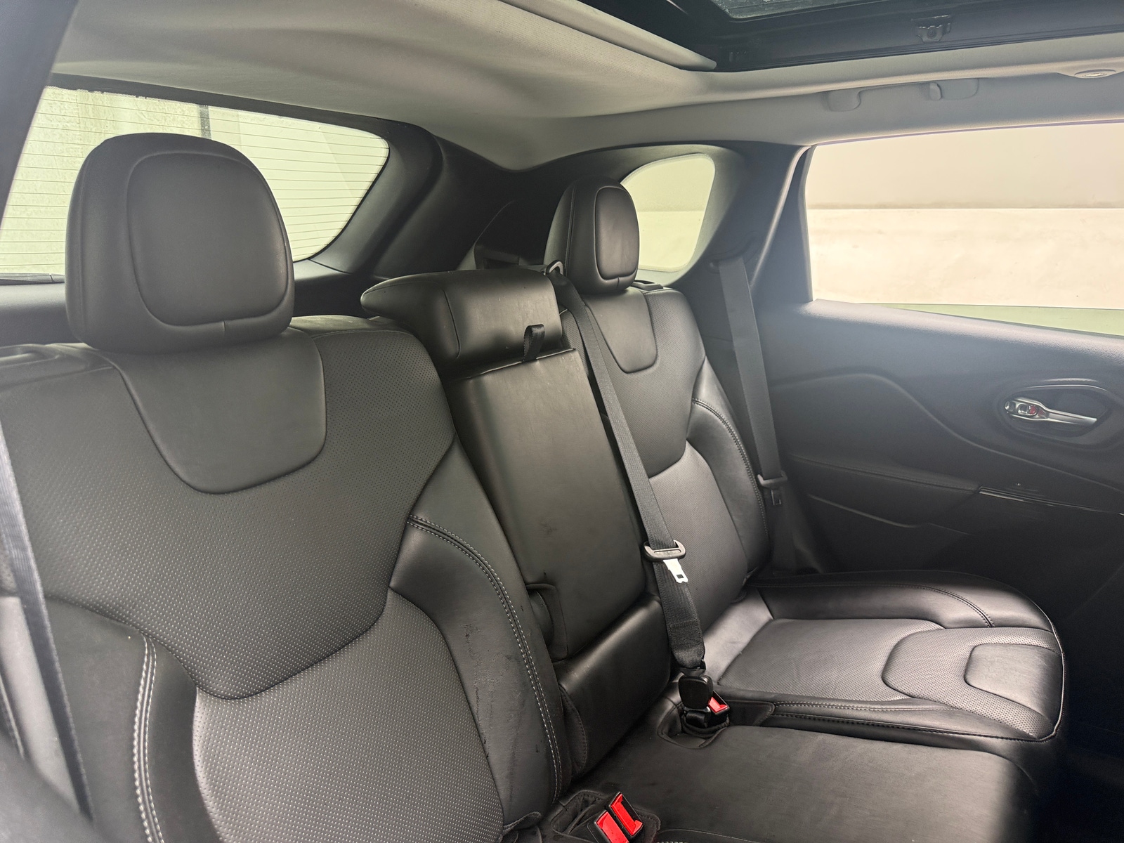 Thumbnail: 2023 Jeep Cherokee - 5