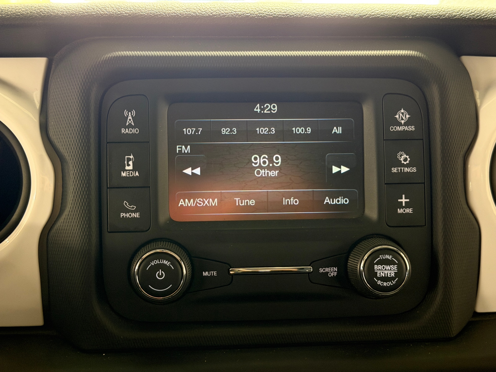 Thumbnail: 2018 Jeep Wrangler - 4