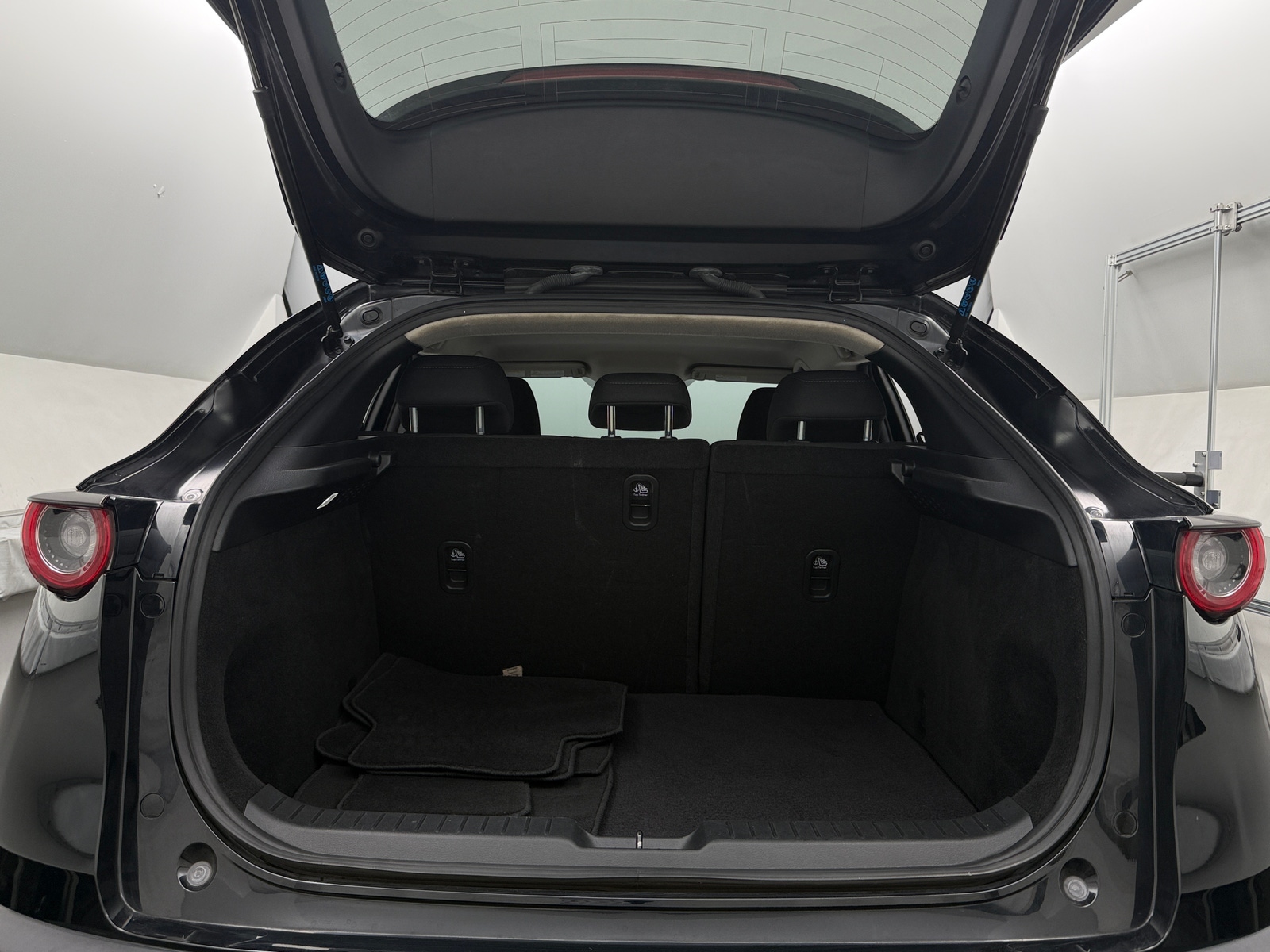 Thumbnail: 2023 Mazda CX-30 - 7