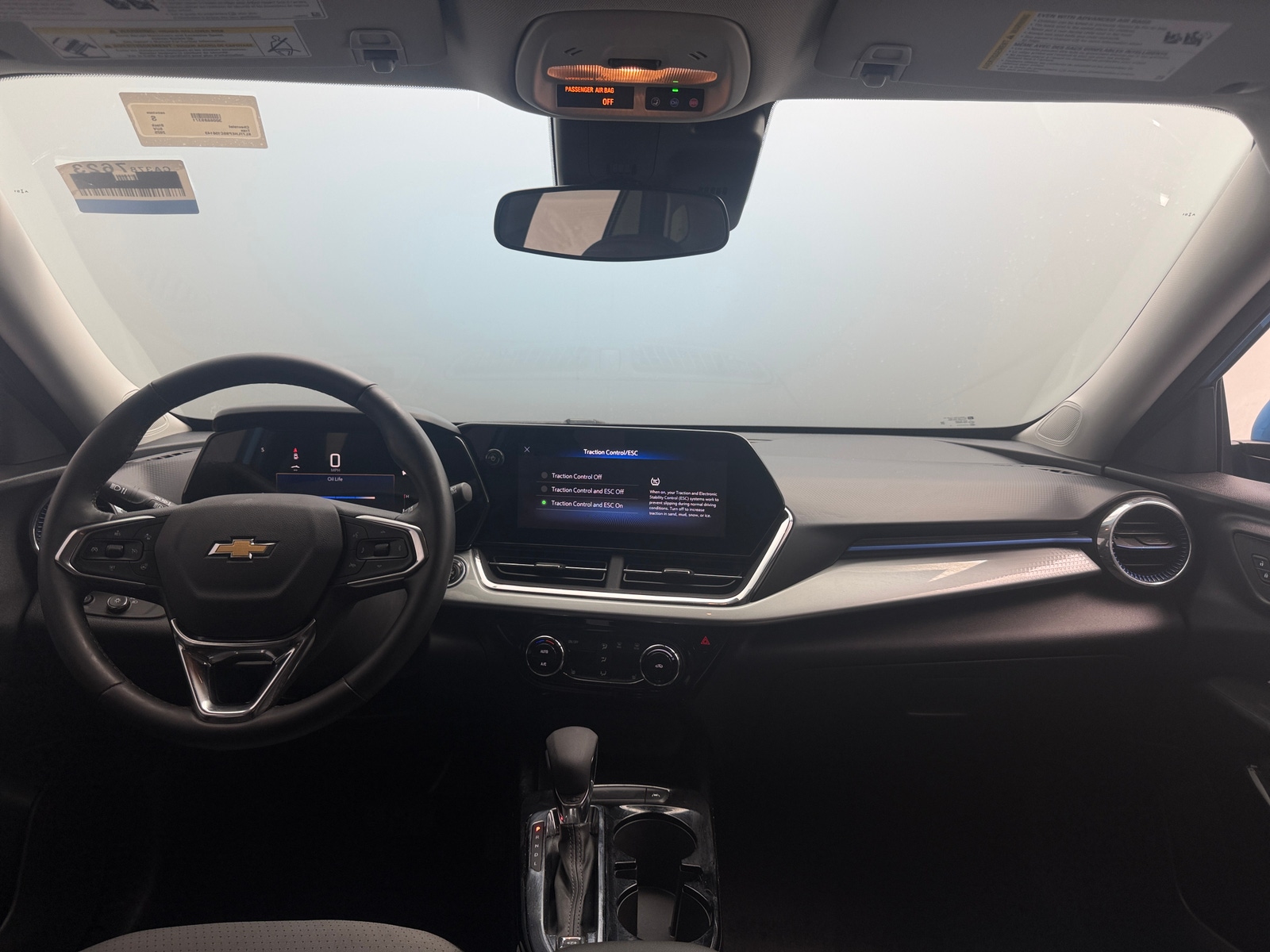 Thumbnail: 2025 Chevrolet Trax - 2