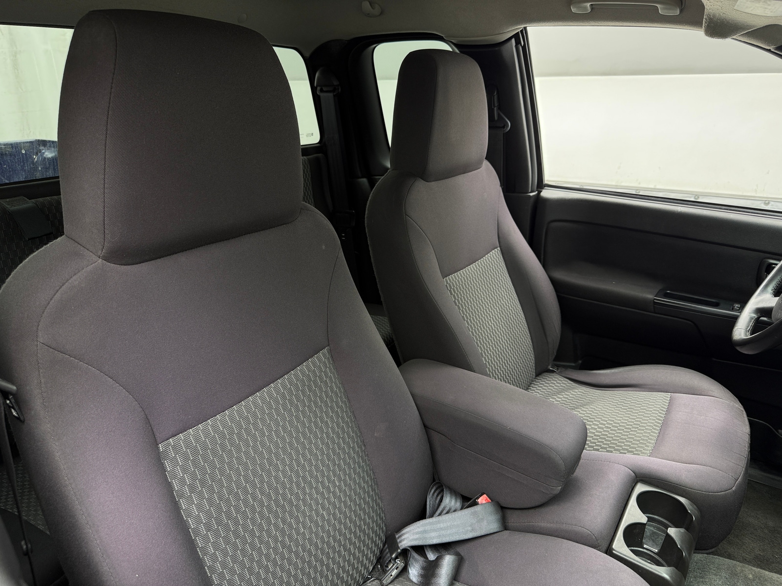 Thumbnail: 2012 Chevrolet Colorado - 2