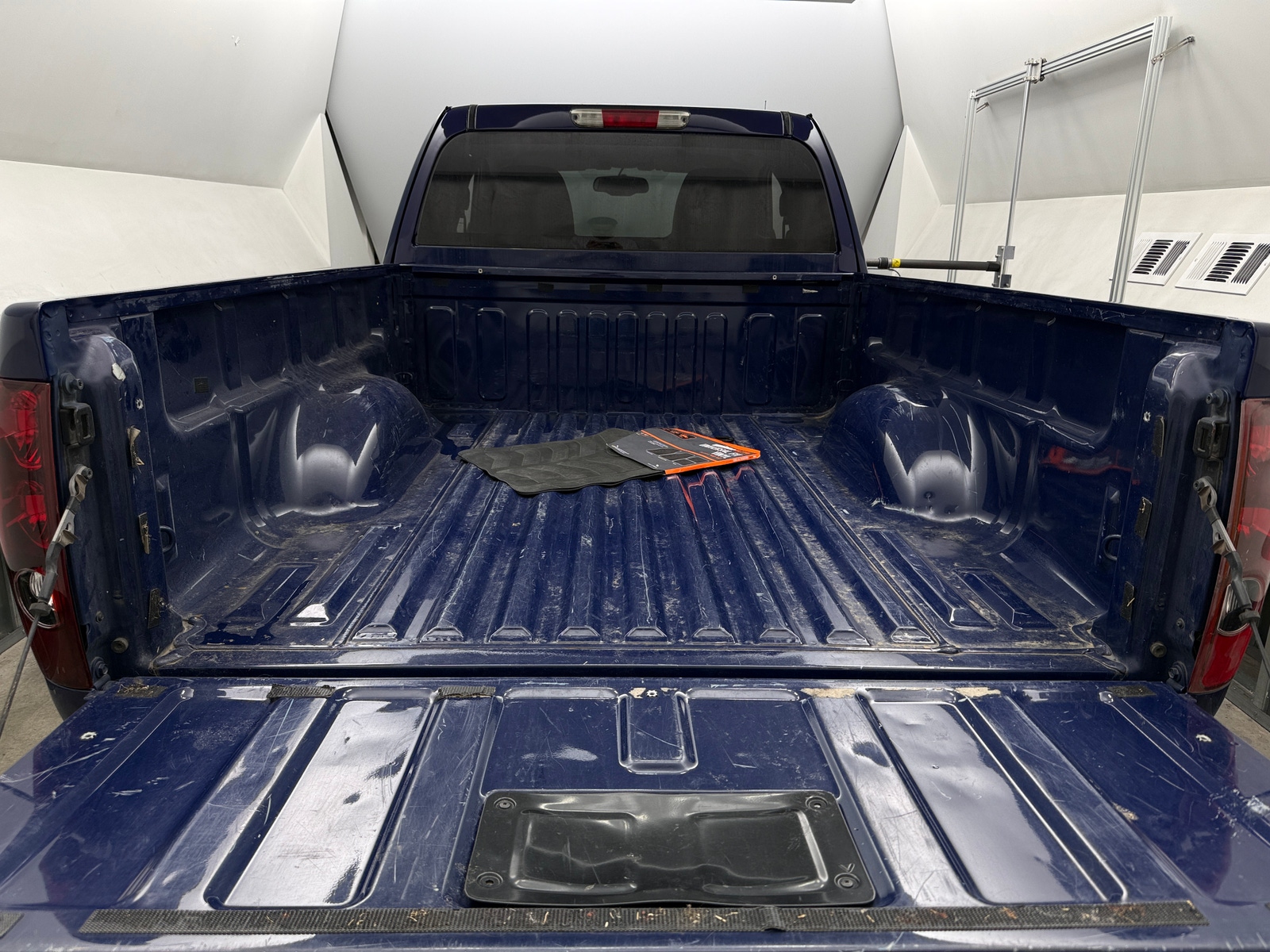 Thumbnail: 2012 Chevrolet Colorado - 6