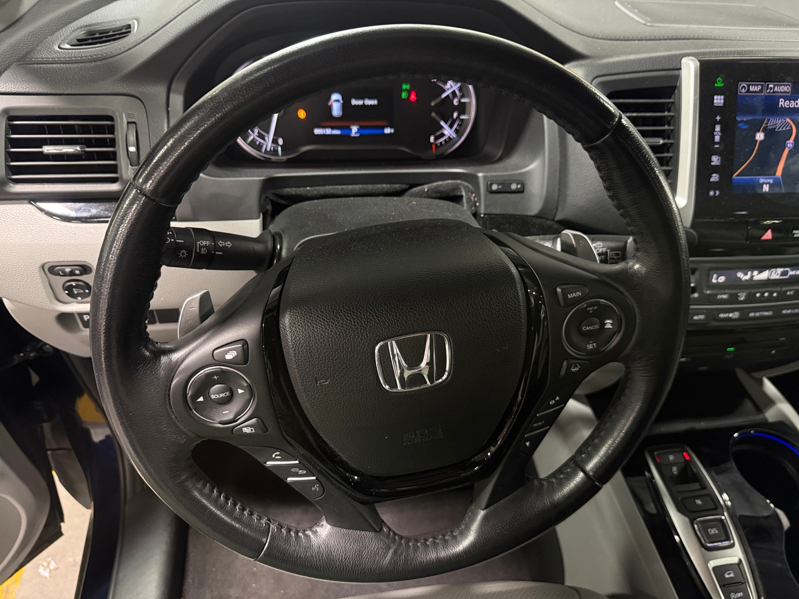Thumbnail: 2016 Honda Pilot - 4