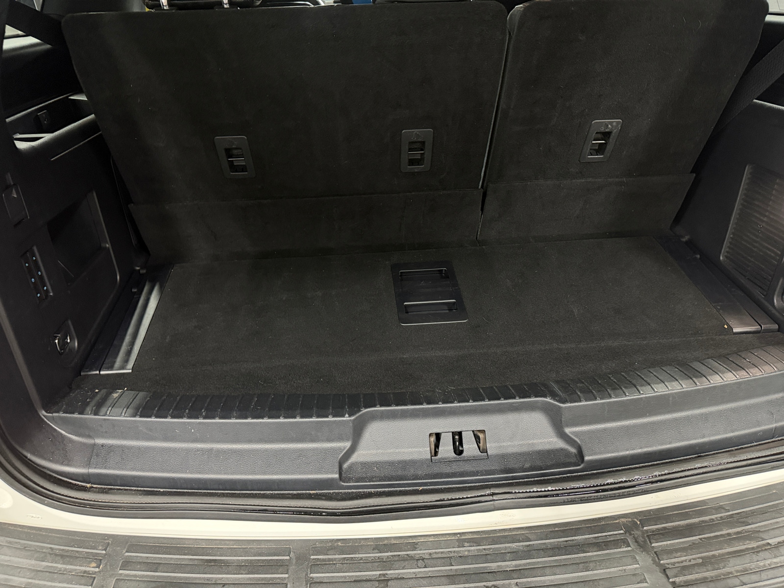Thumbnail: 2022 Ford Expedition - 6