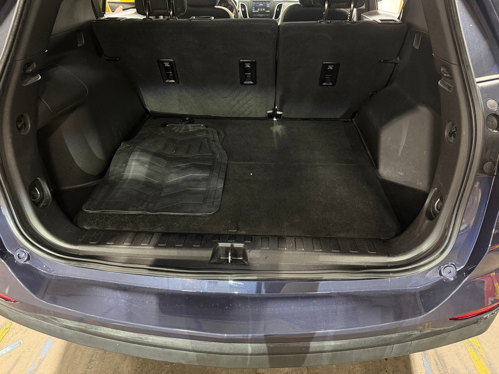 Thumbnail: 2019 Chevrolet Equinox - 7