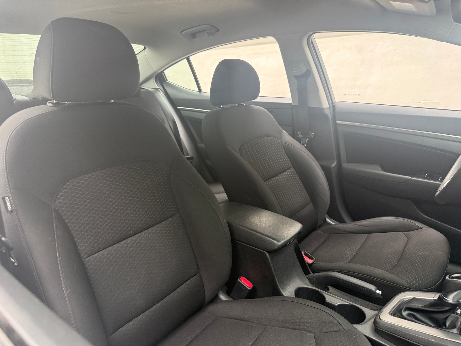 Thumbnail: 2019 Hyundai Elantra - 2