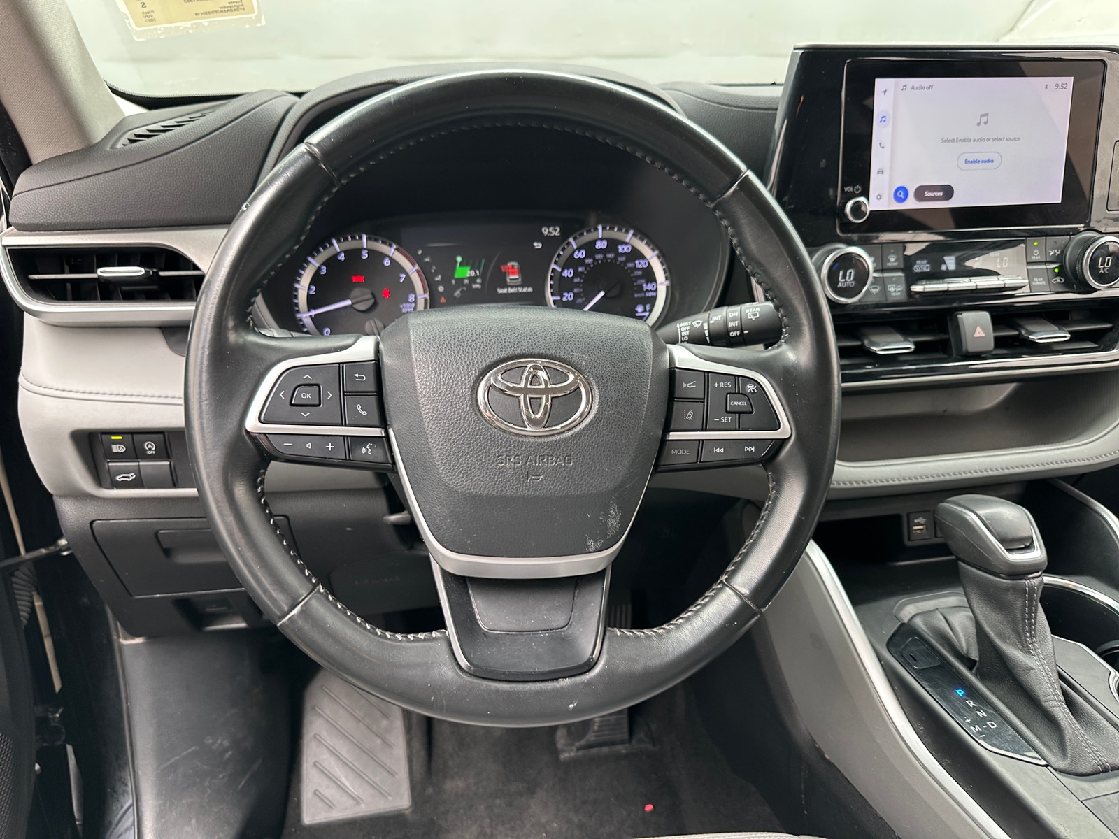 Thumbnail: 2023 Toyota Highlander - 5