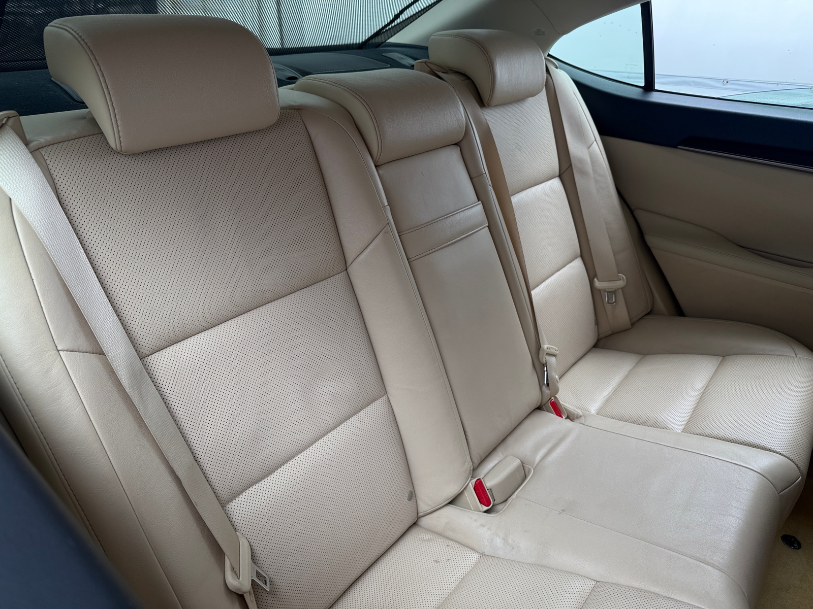 Thumbnail: 2013 Lexus ES - 6