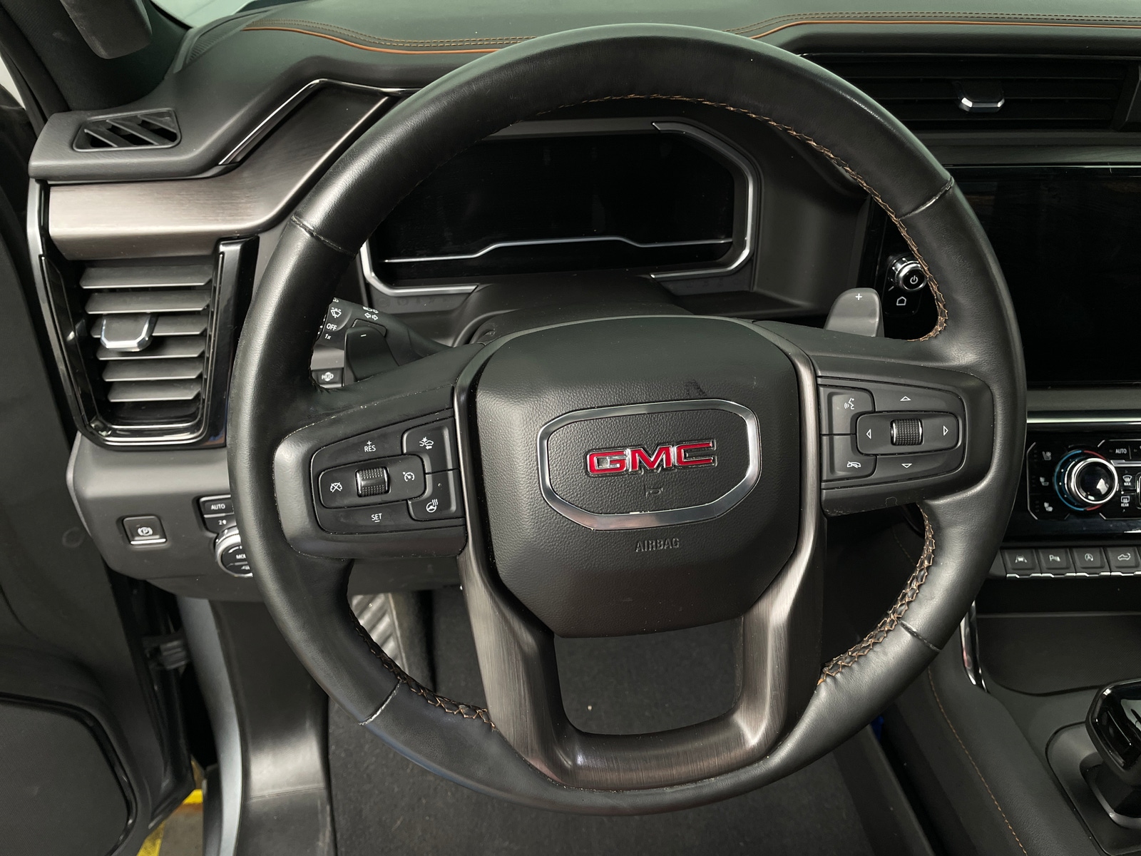 Thumbnail: 2023 GMC Sierra 1500 - 4