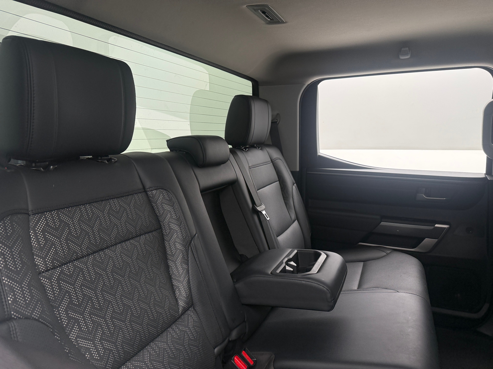 Thumbnail: 2022 Toyota Tundra - 6