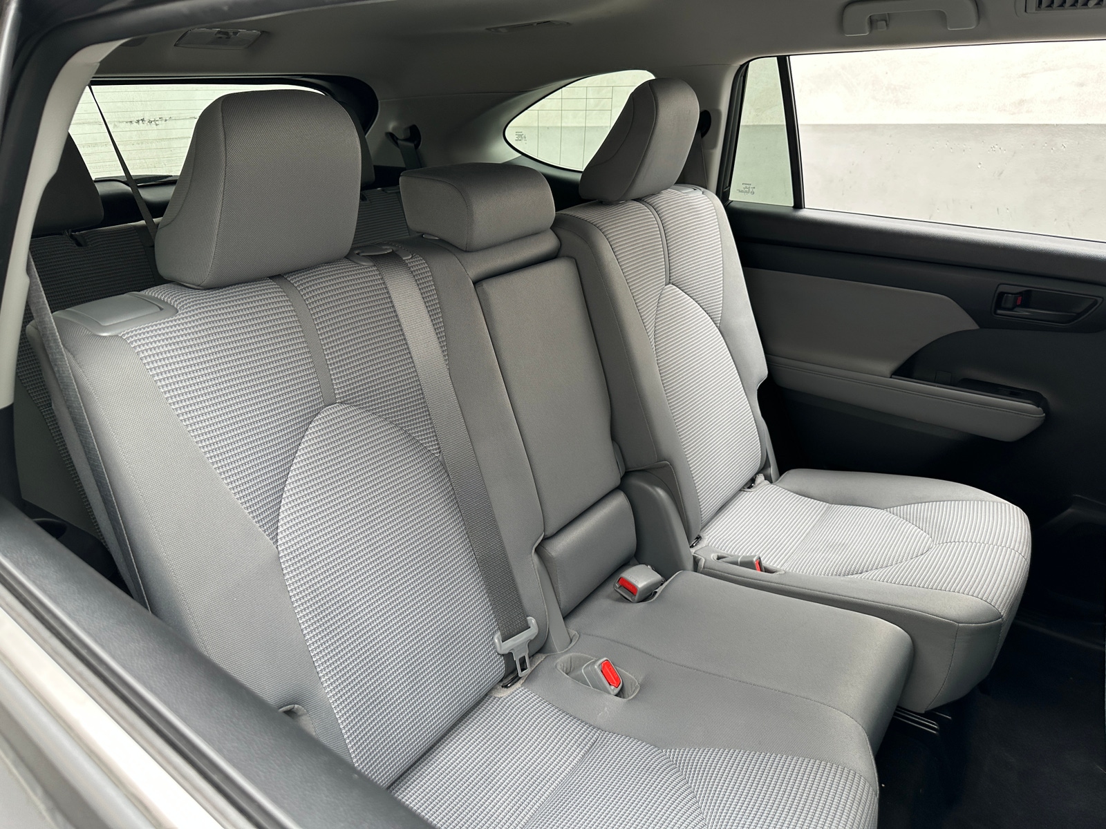 Thumbnail: 2020 Toyota Highlander - 6