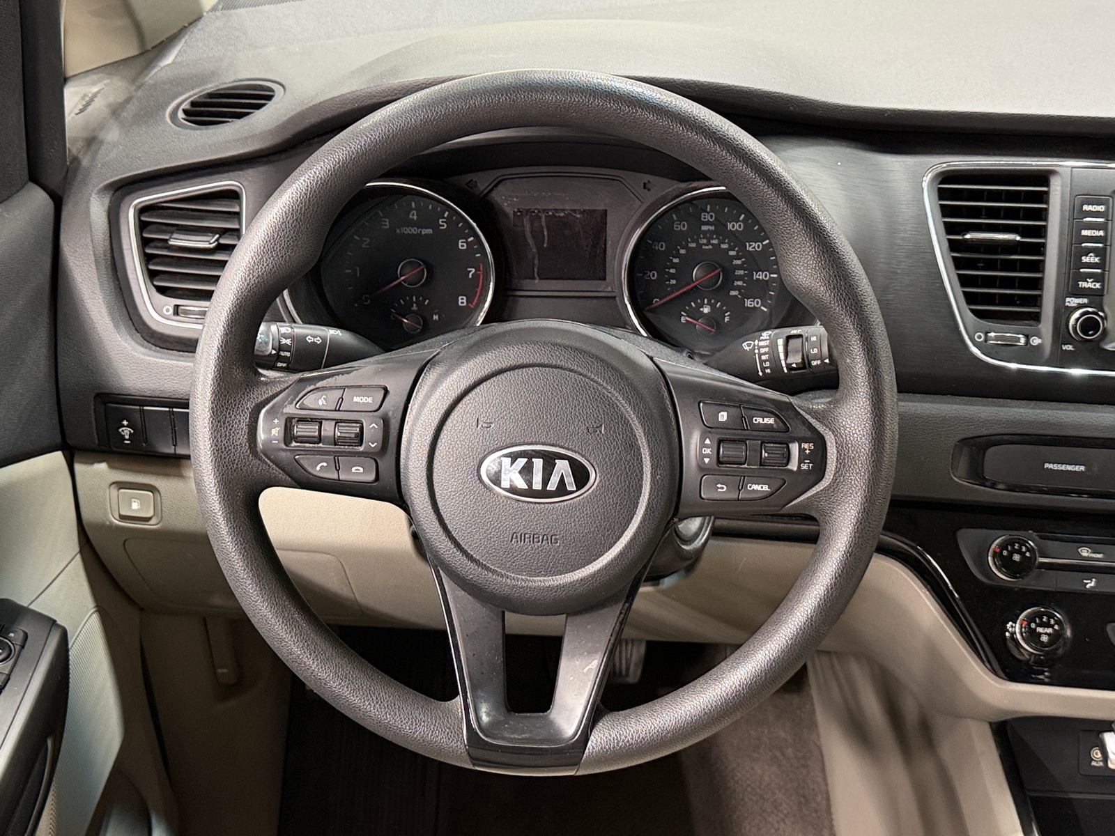 Thumbnail: 2019 Kia Sedona - 5