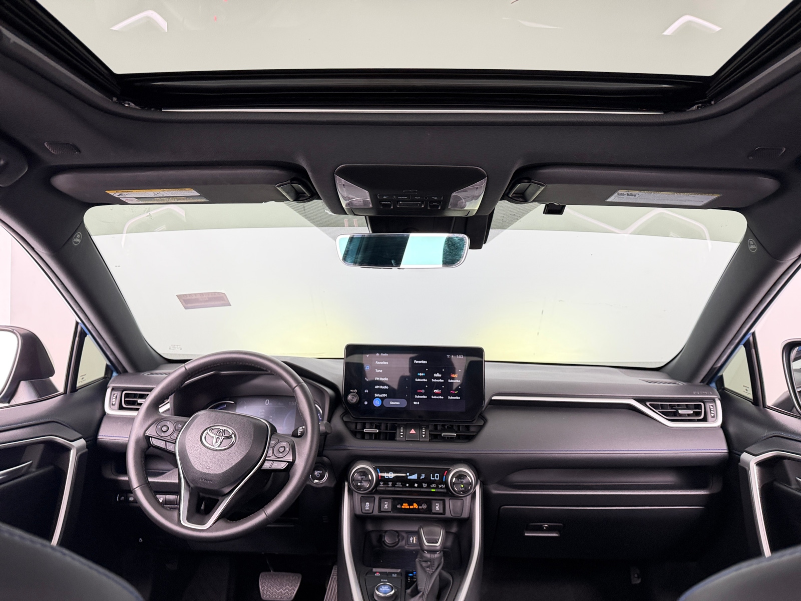 Thumbnail: 2023 Toyota RAV4 - 3