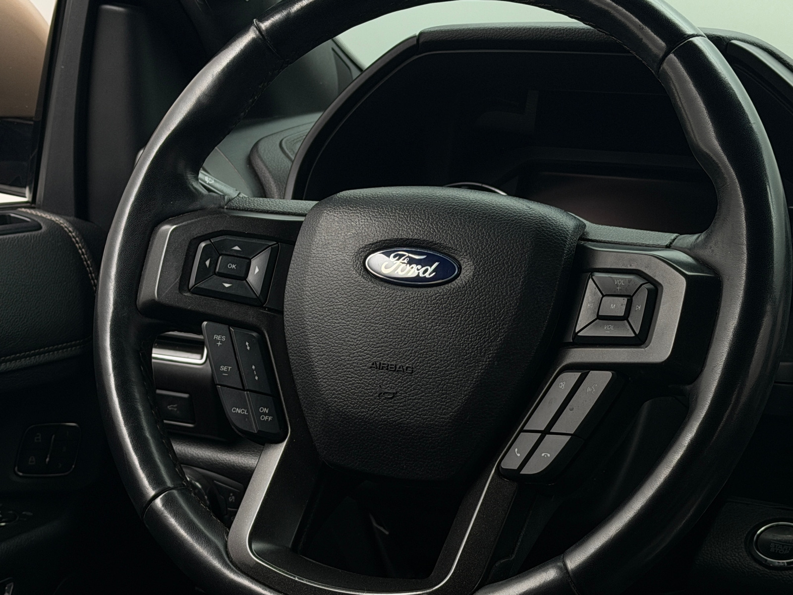 Thumbnail: 2020 Ford Expedition MAX - 4