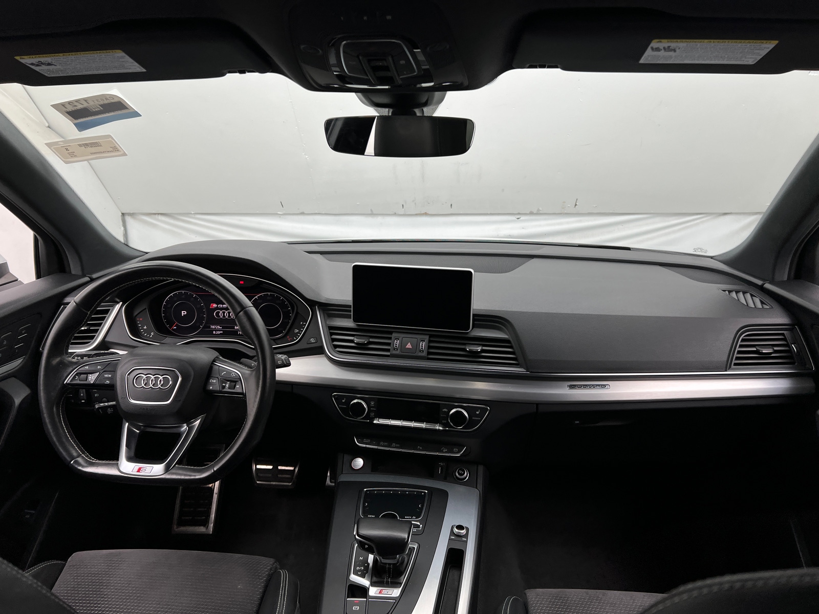 Thumbnail: 2018 Audi SQ5 - 3